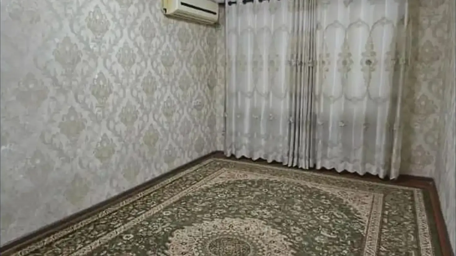 3-комн. квартира, 1 этаж, 60м², Фирдавси