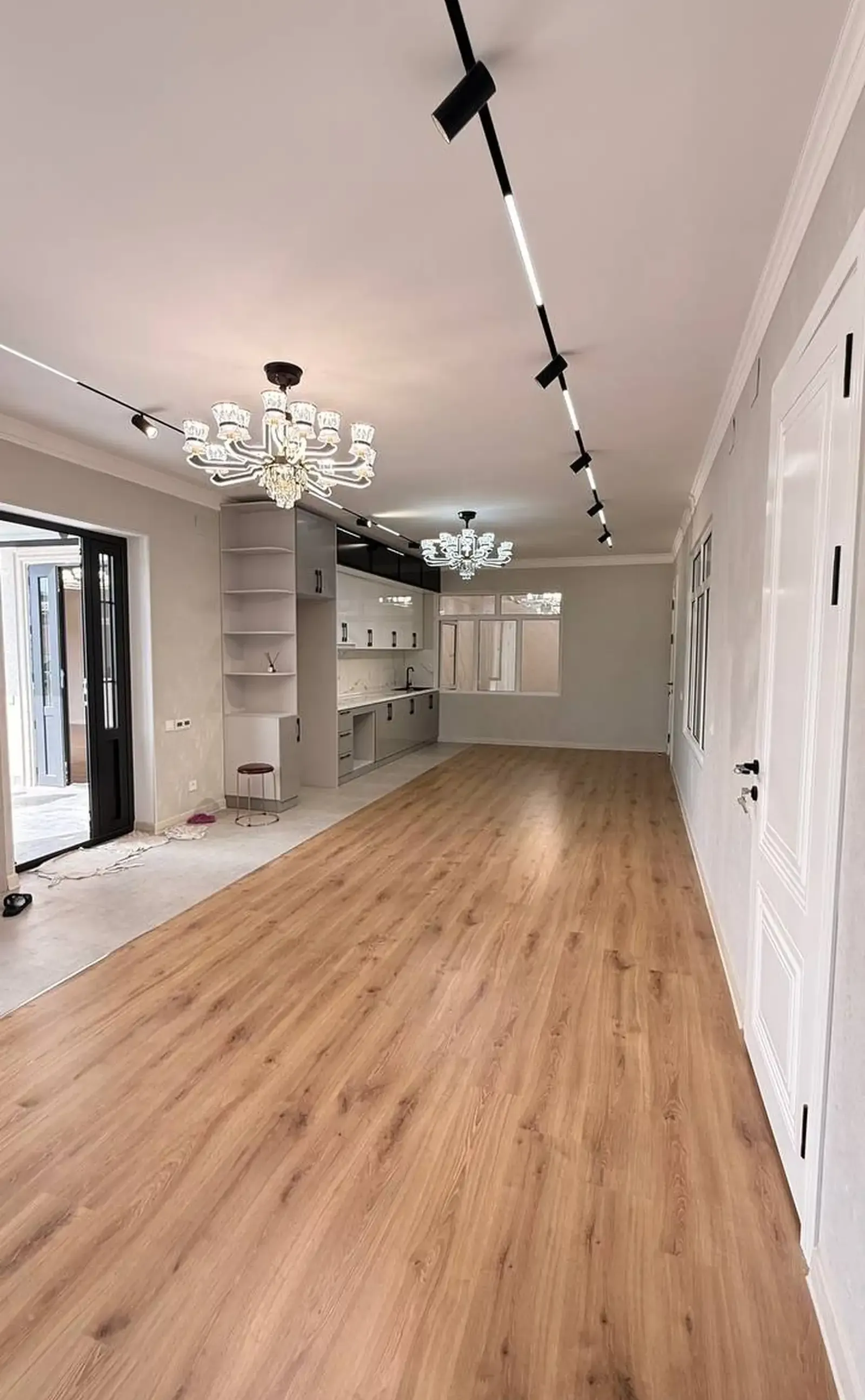 2-этажный, 14 комнатный дом, 565 м², Шохмансур