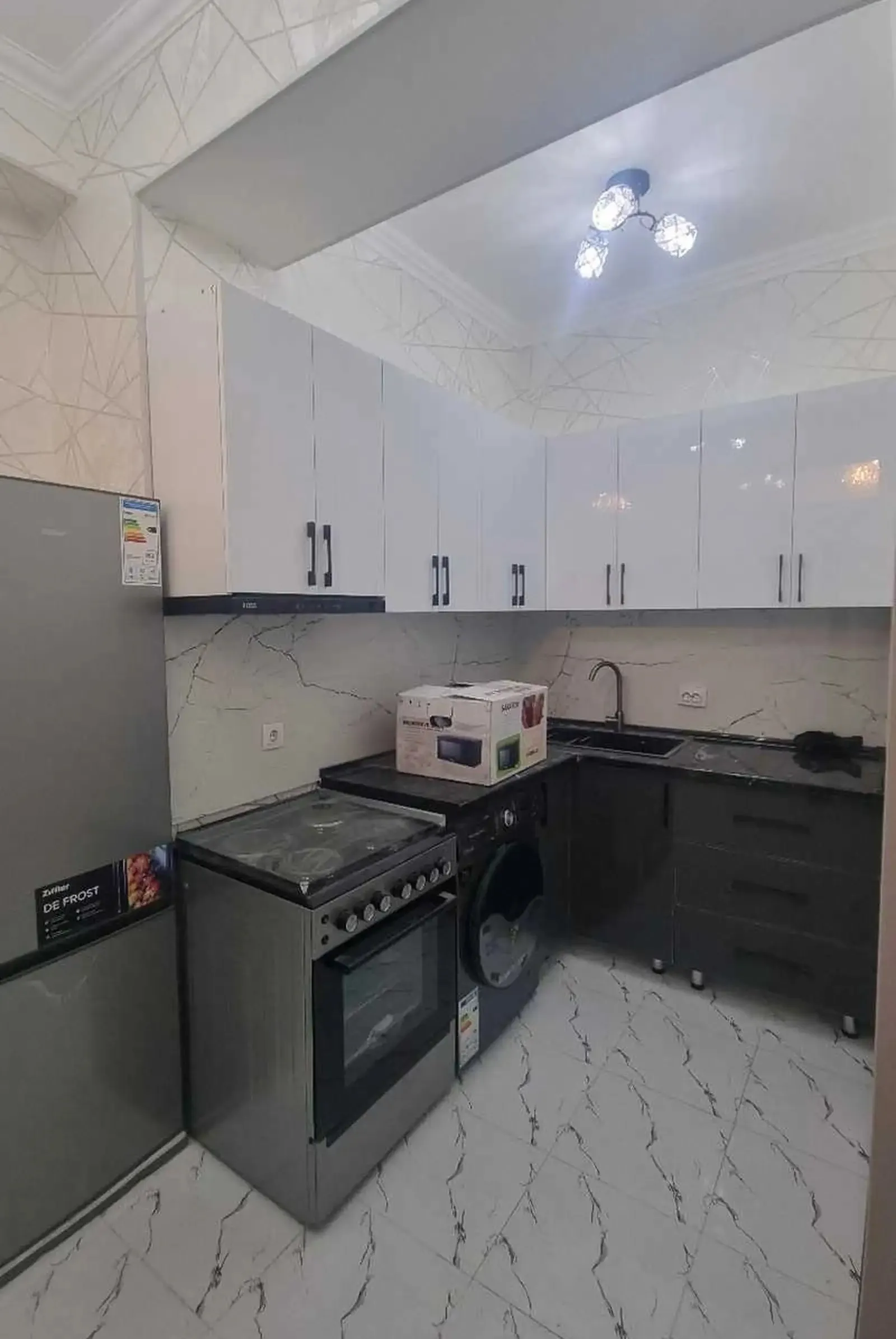 2-комн. квартира, 9 этаж, 55м², Шохмансур