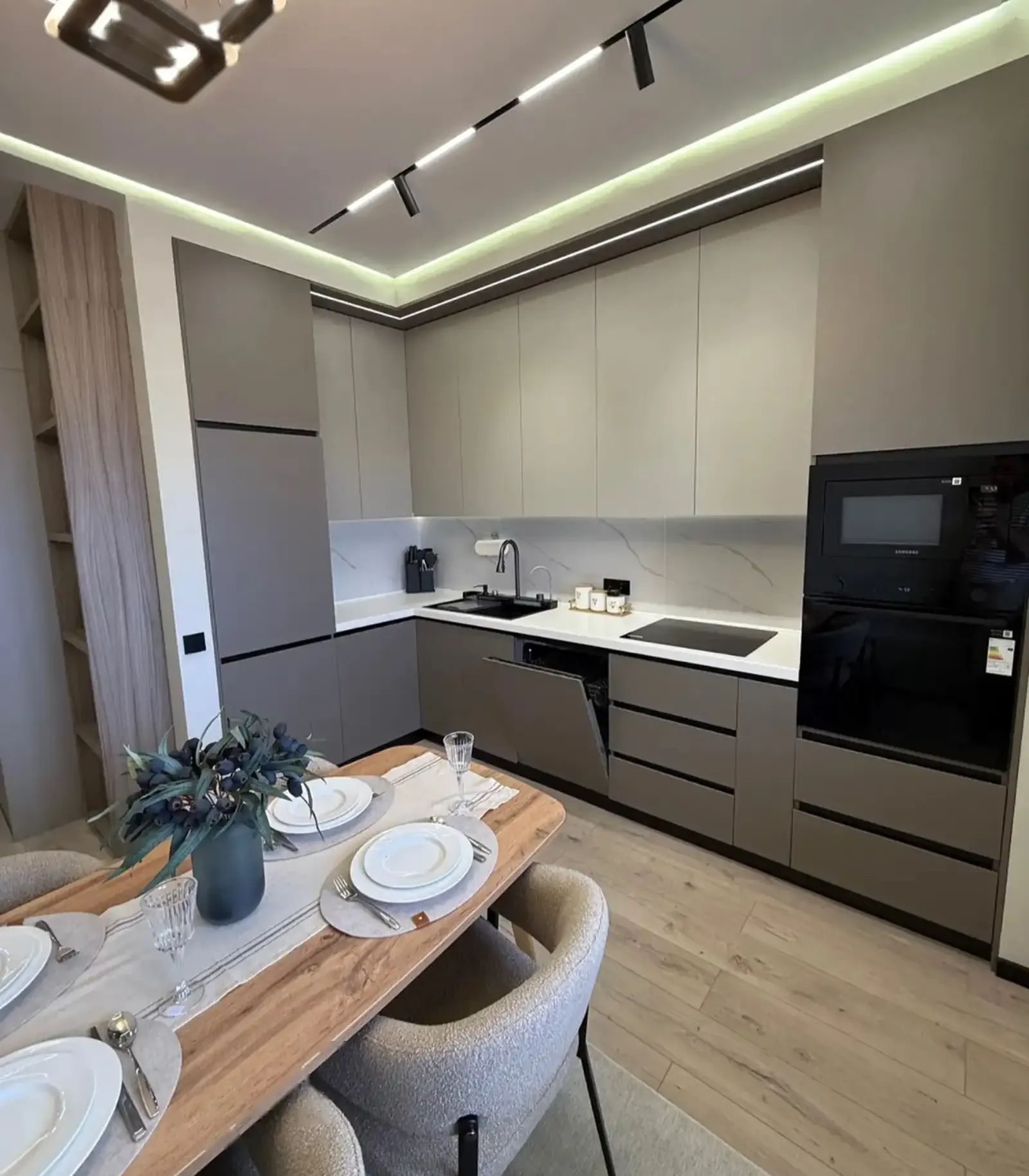 2-комн. квартира, 18 этаж, 50м², исмоил сомони