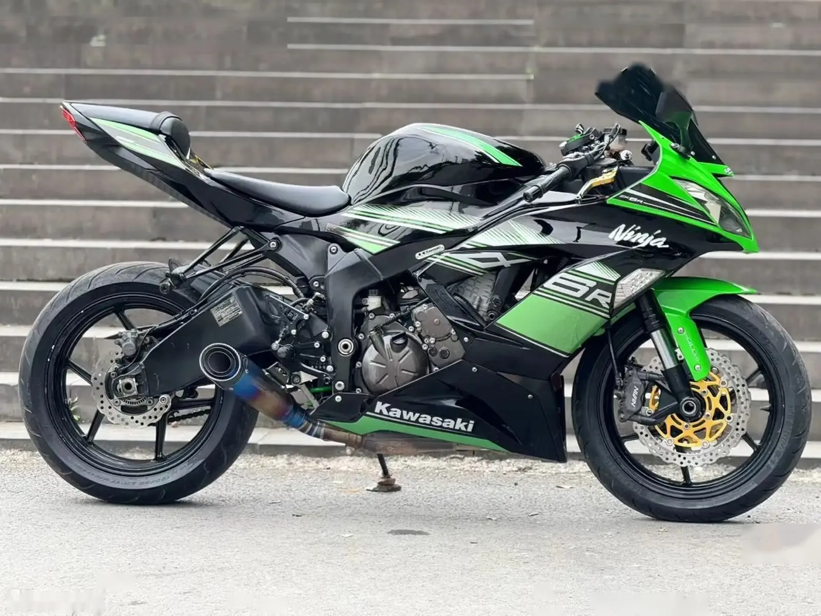 Мотоцикл Kawasaki ninja