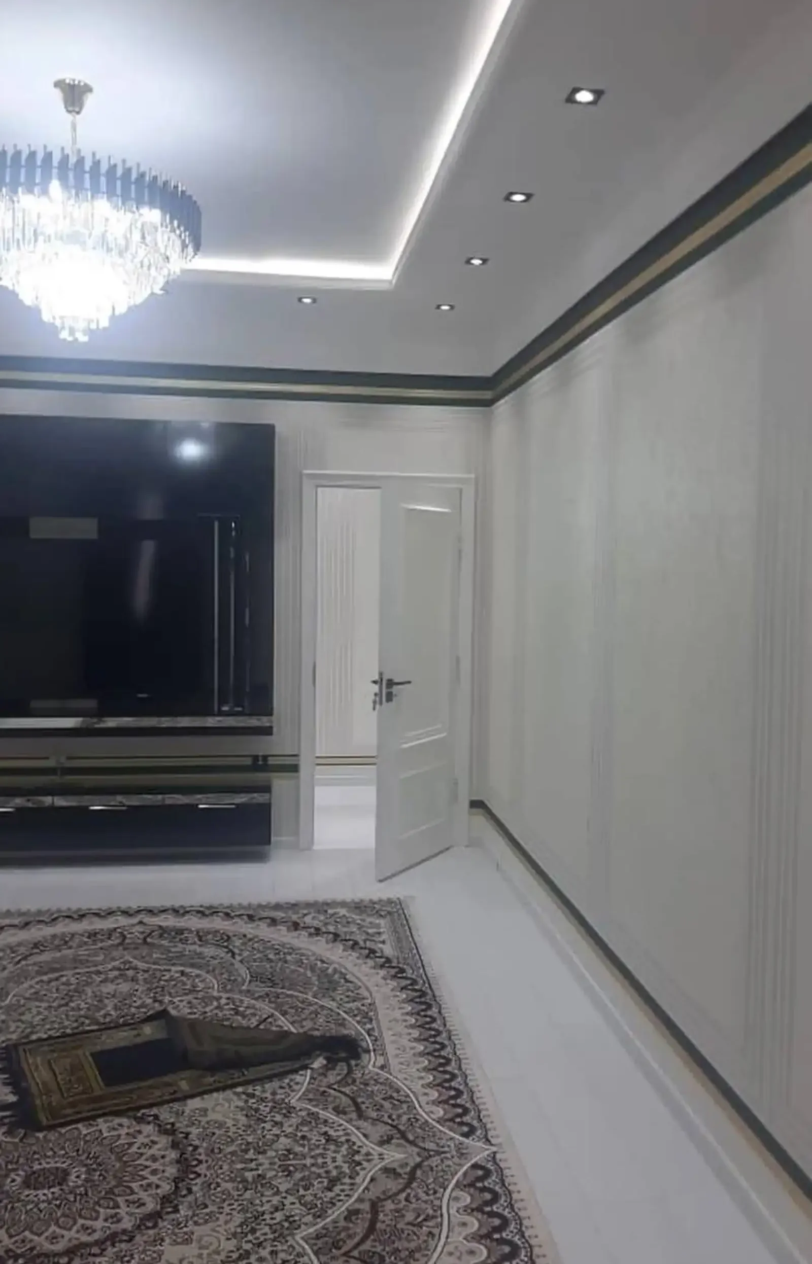 2-комн. квартира, 16 этаж, 76 м², Фирдавси