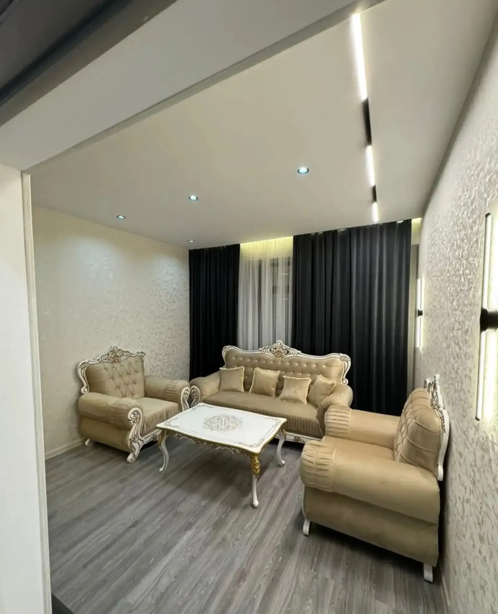 2-комн. квартира, 18 этаж, 80м², шохмансур