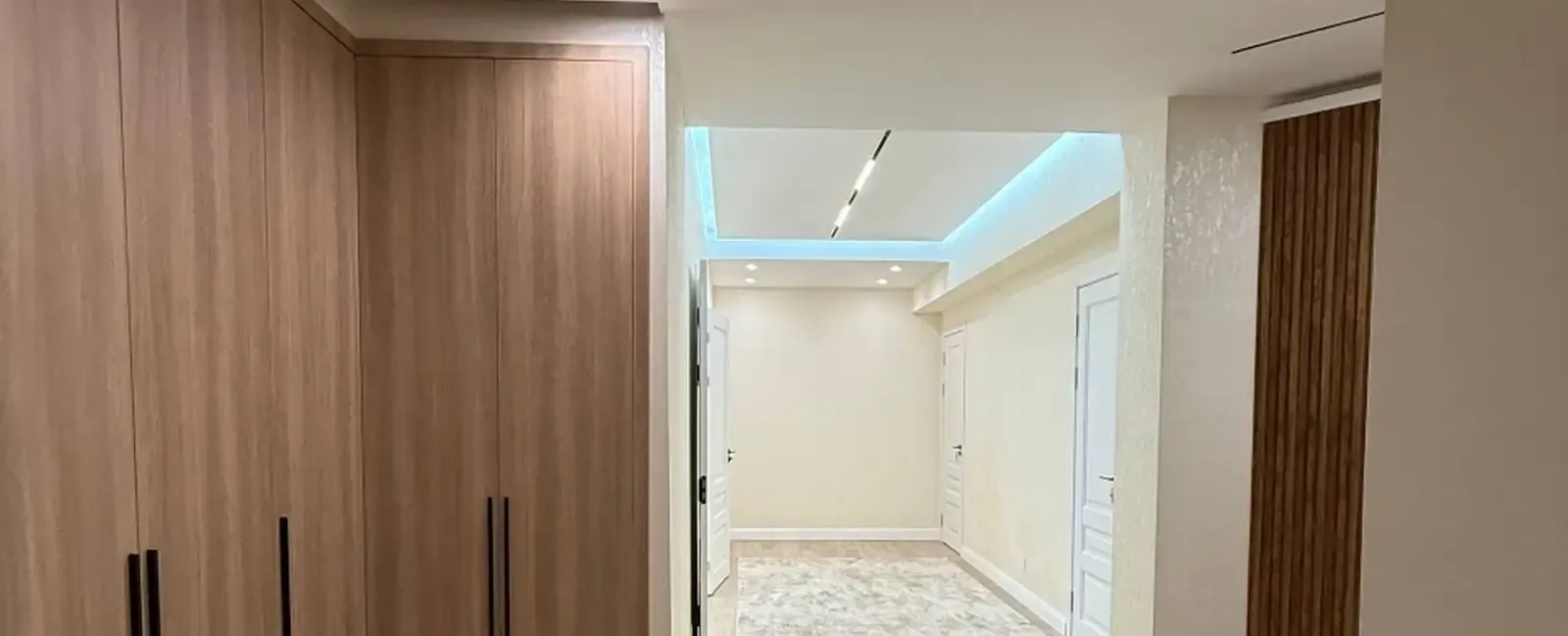 4-комн. квартира, 3 этаж, 215 м², Шохмансур Домпечат Пайкар