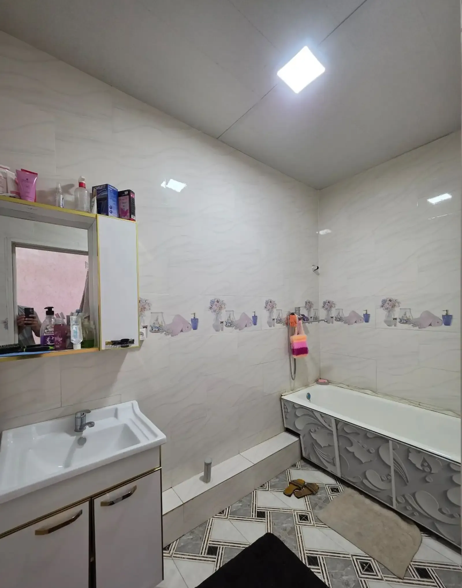 3-к квартира, 12 этаж, 95 м², Шохмансур