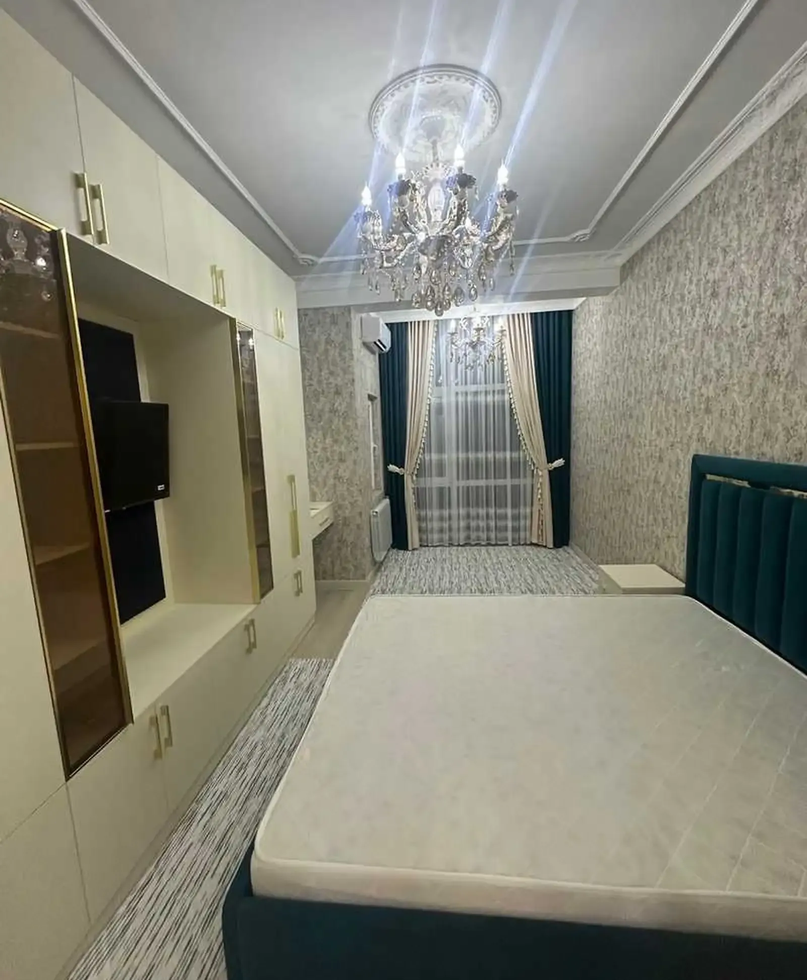 3-комн. квартира, 6 этаж, 102м², Ёқут 2000, Голубой экран