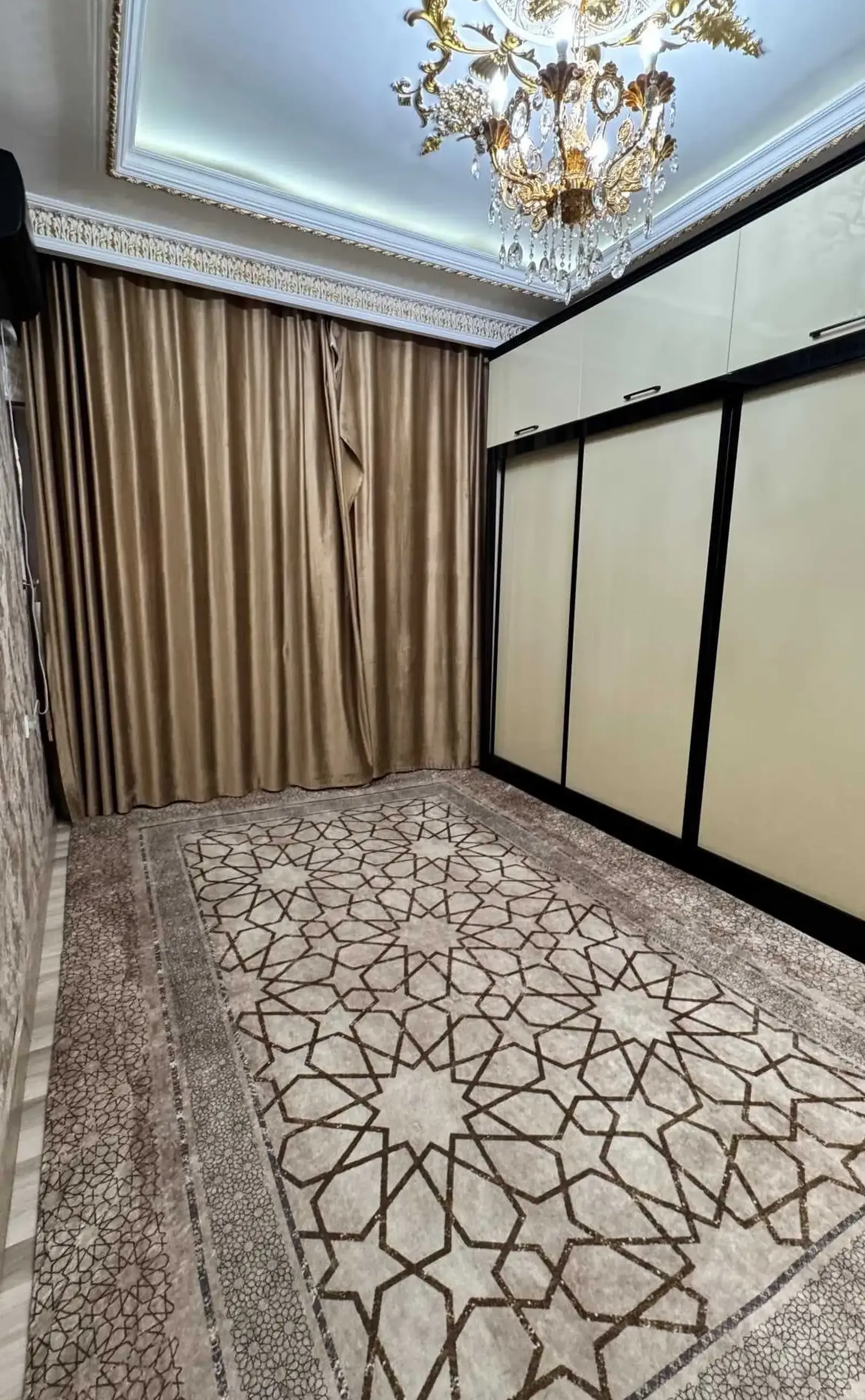 2-комн. квартира, 9 этаж, 64 м², Сино,112мкр