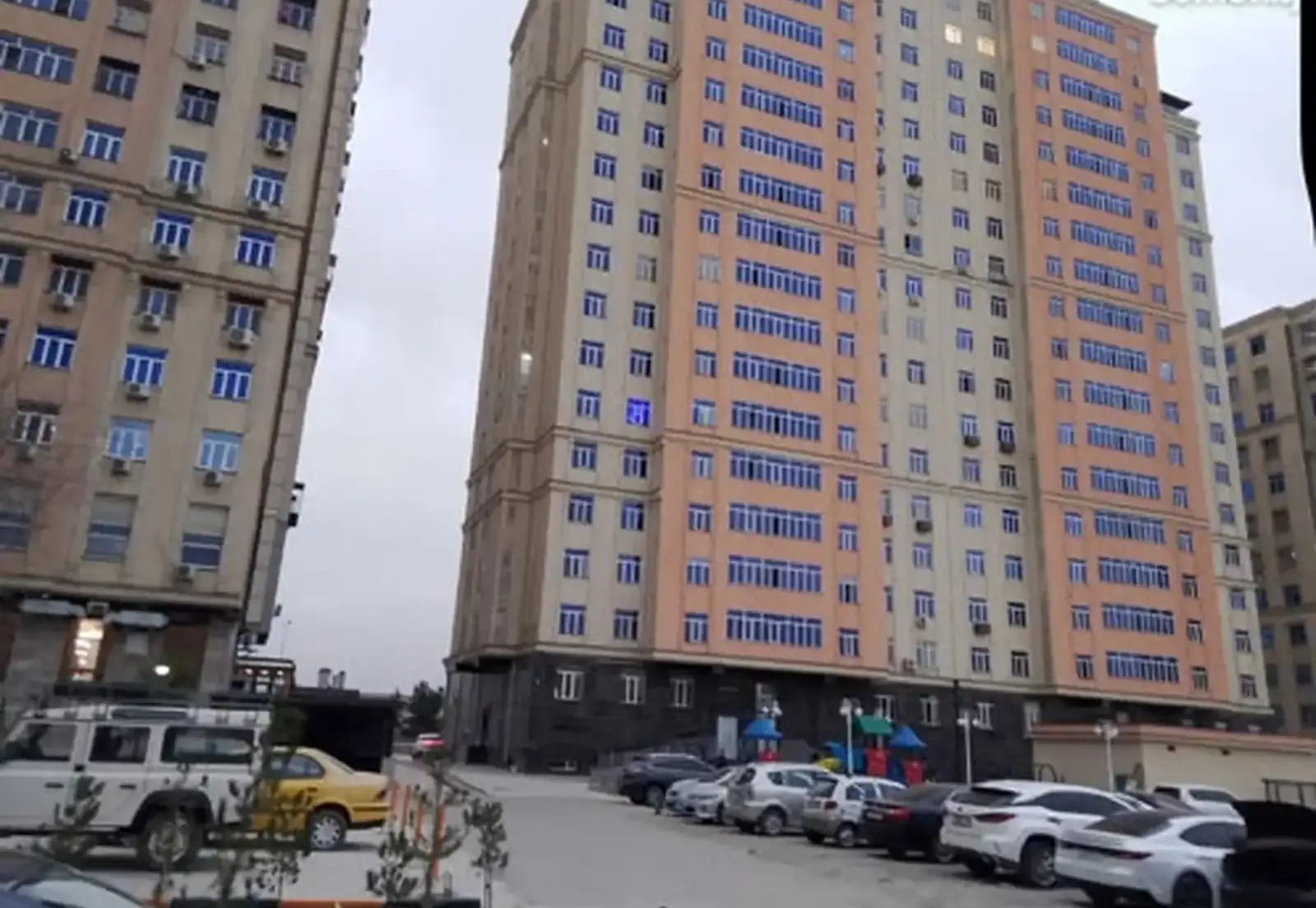 2-комн. квартира, 3 этаж, 58м², Фирдавси