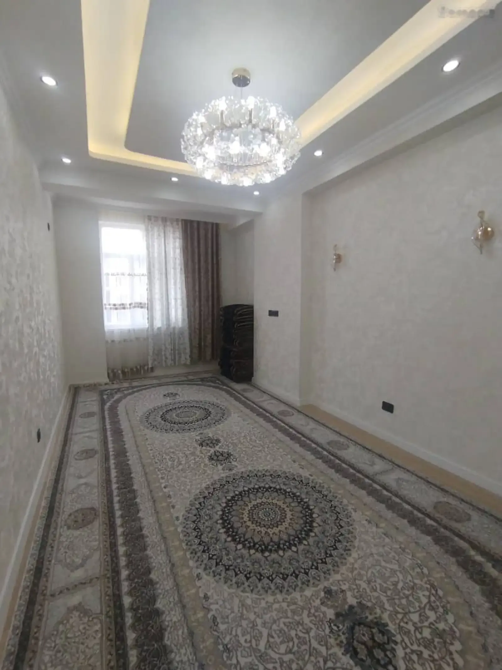 3-к квартира, 6 этаж, 80 м², И.Сомони