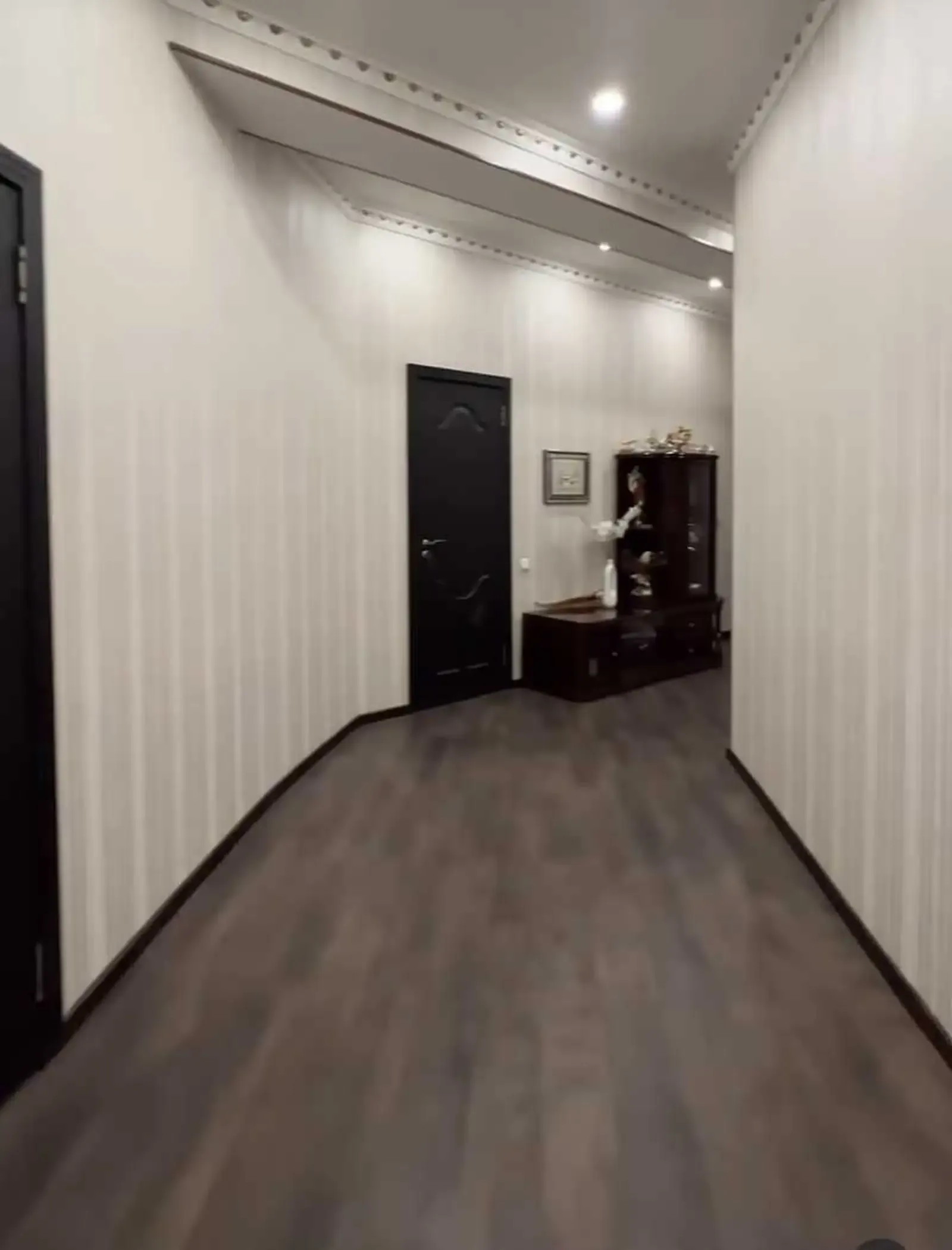 5-комн. квартира, 12 этаж, 222 м², И Сомони