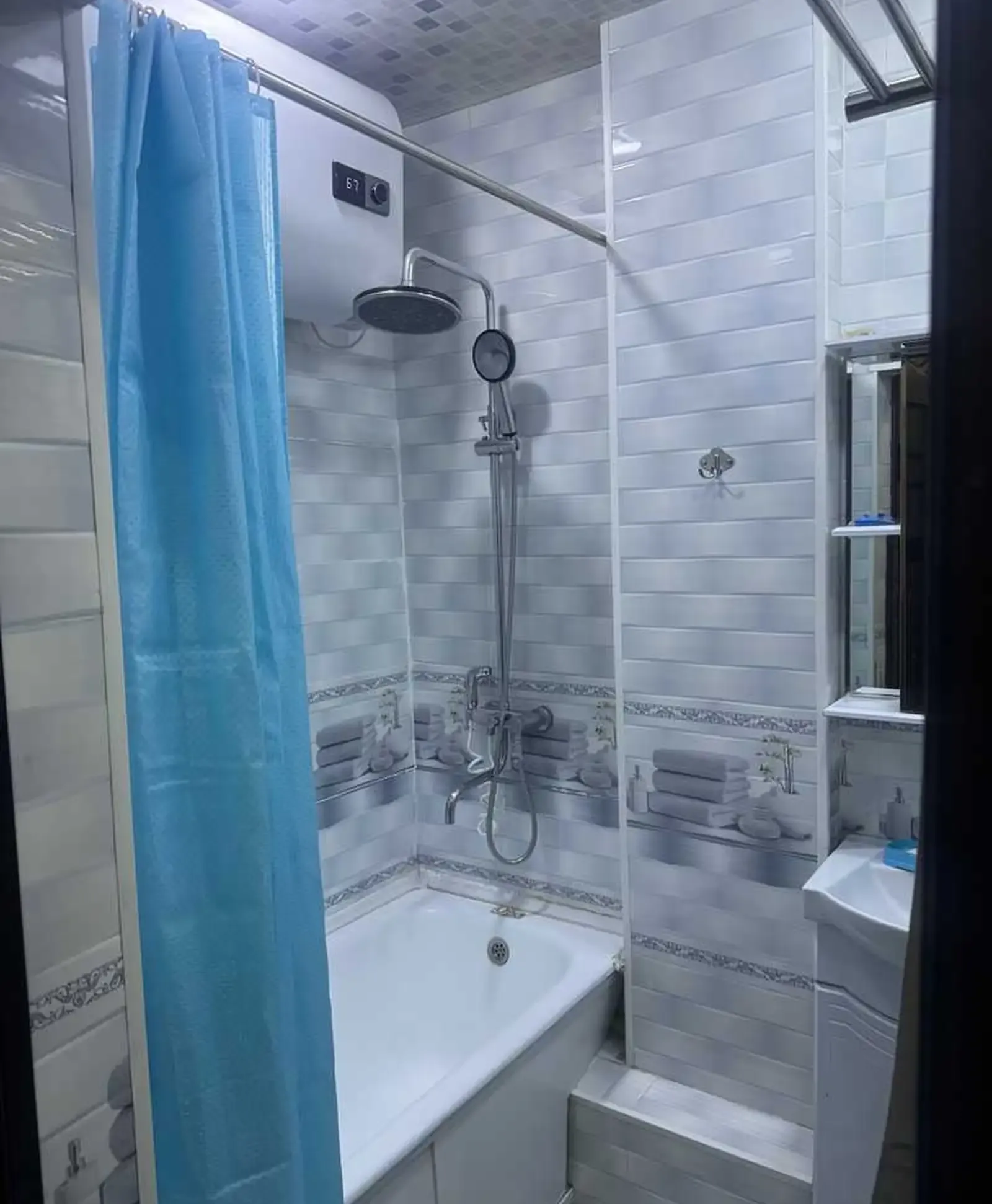 2-комн. квартира, 4 этаж, 55м², бозори меҳргон