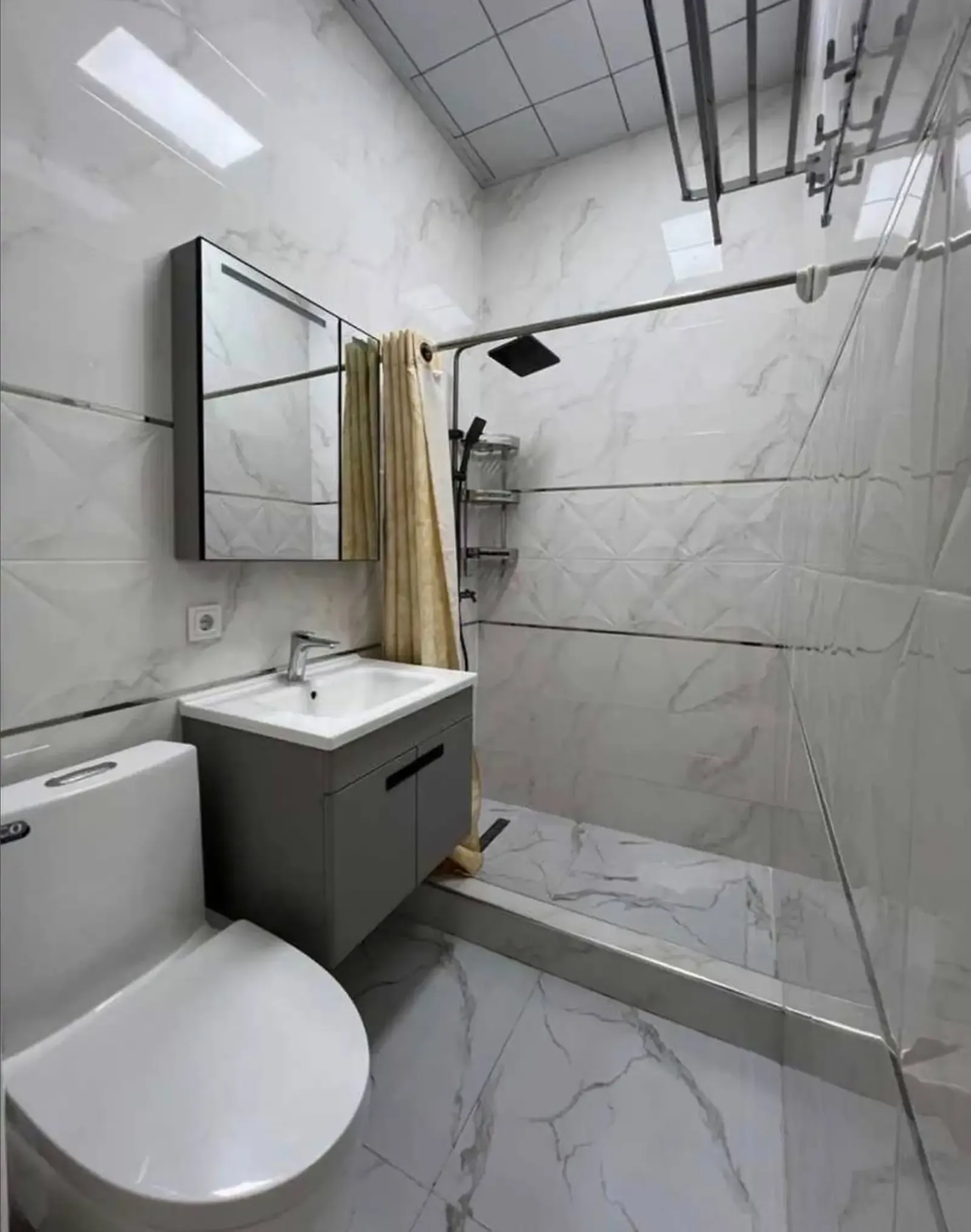 3-комн. квартира, 10 этаж, 92 м², Шохмансур, Танка-Вазорати Наклиёт