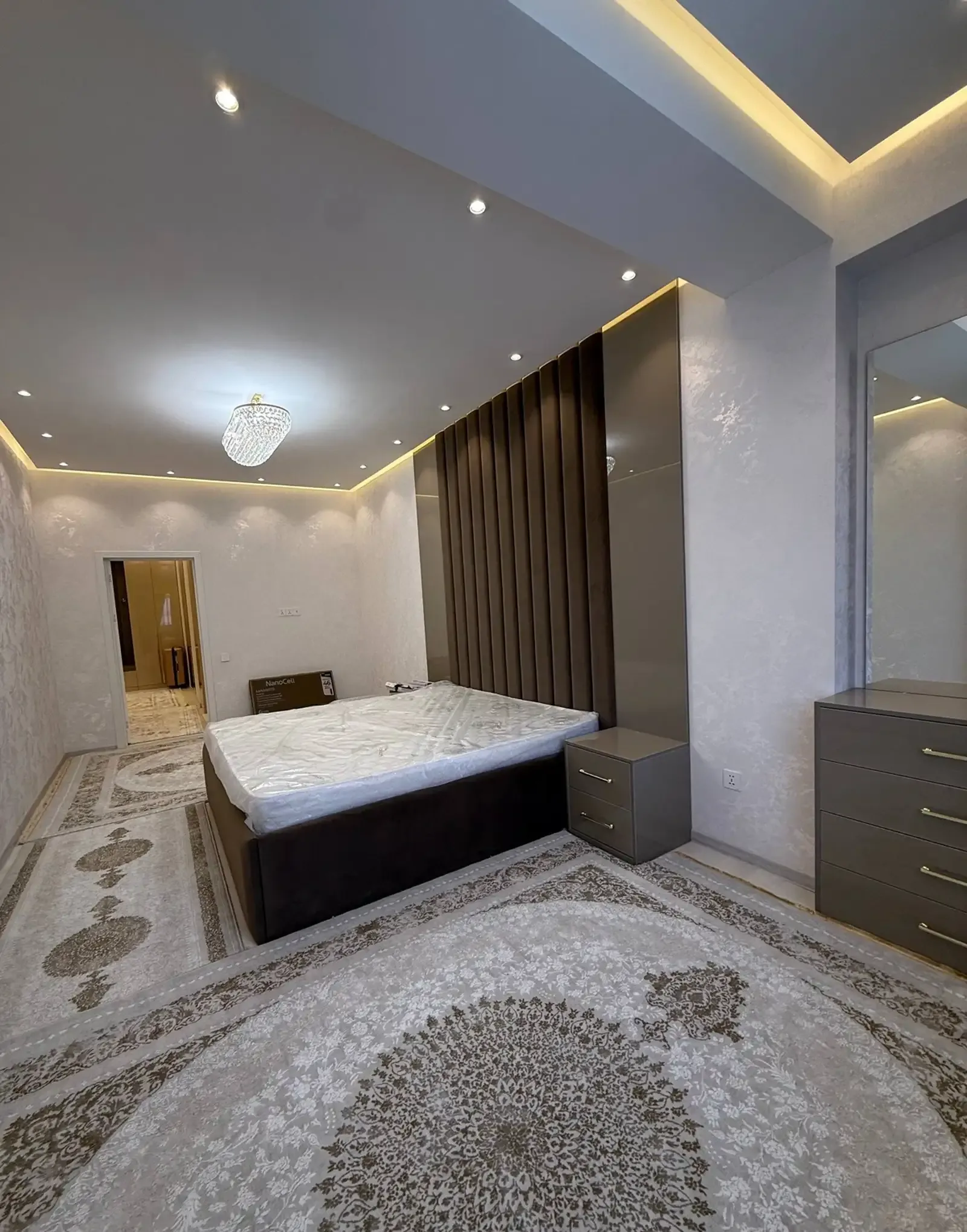 3-комн. квартира, 14 этаж, 115 м², Шохмансур