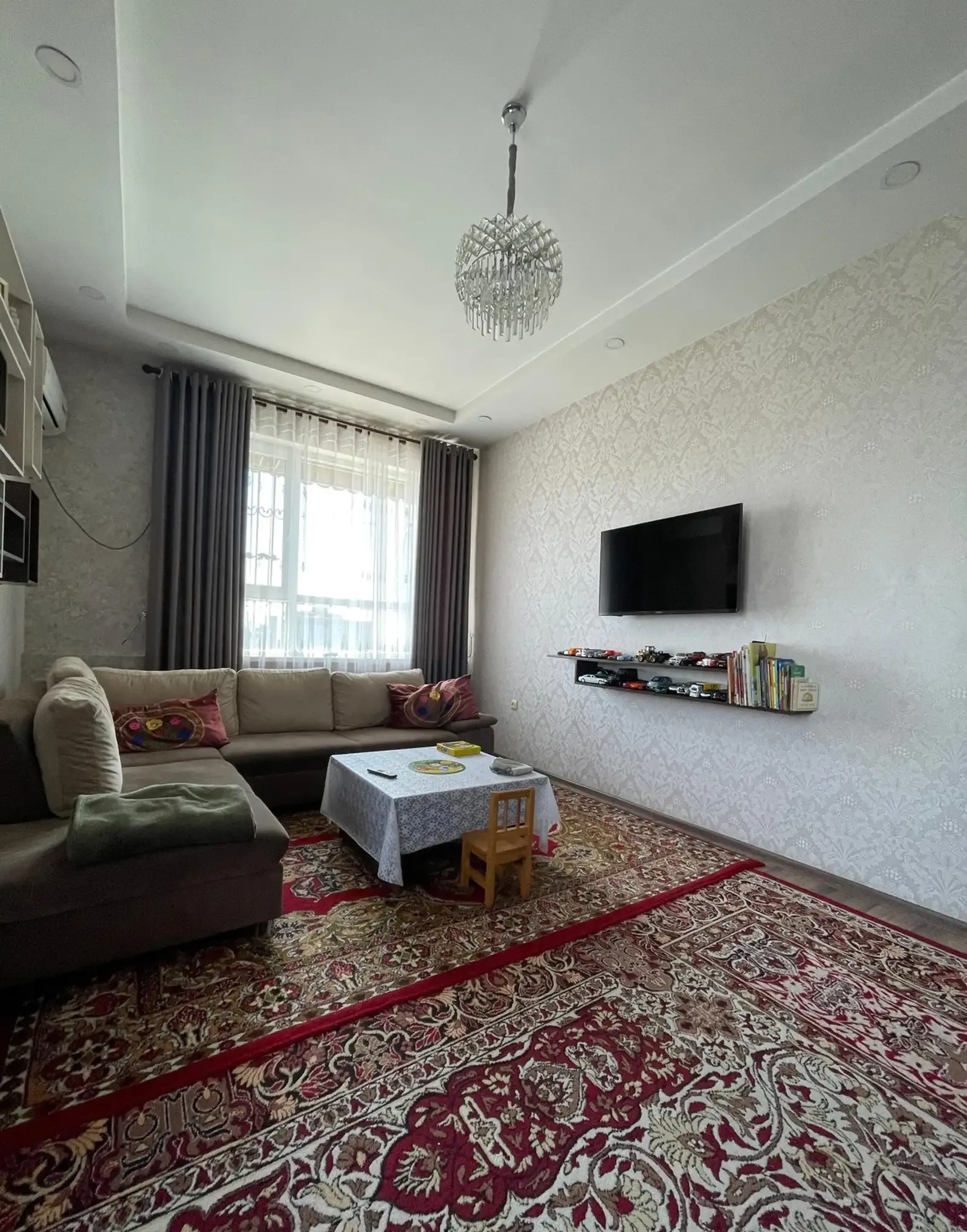 3-комн. квартира, 13 этаж, 85 м², дом над ЮСКОМ, рядом с ТРЦ Ашан
