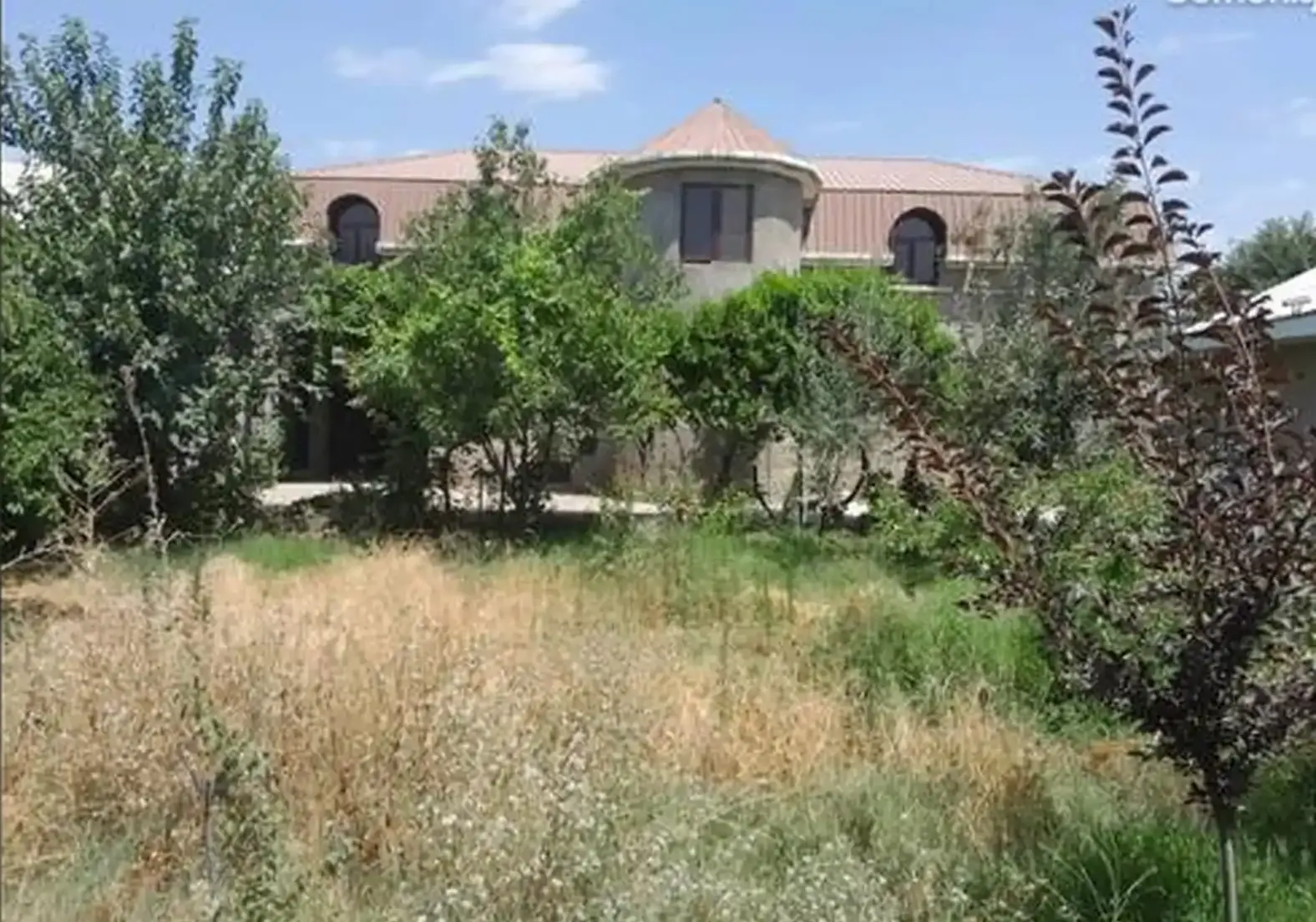 2-этажный, 4 комнатный дом, 350 м², Сино