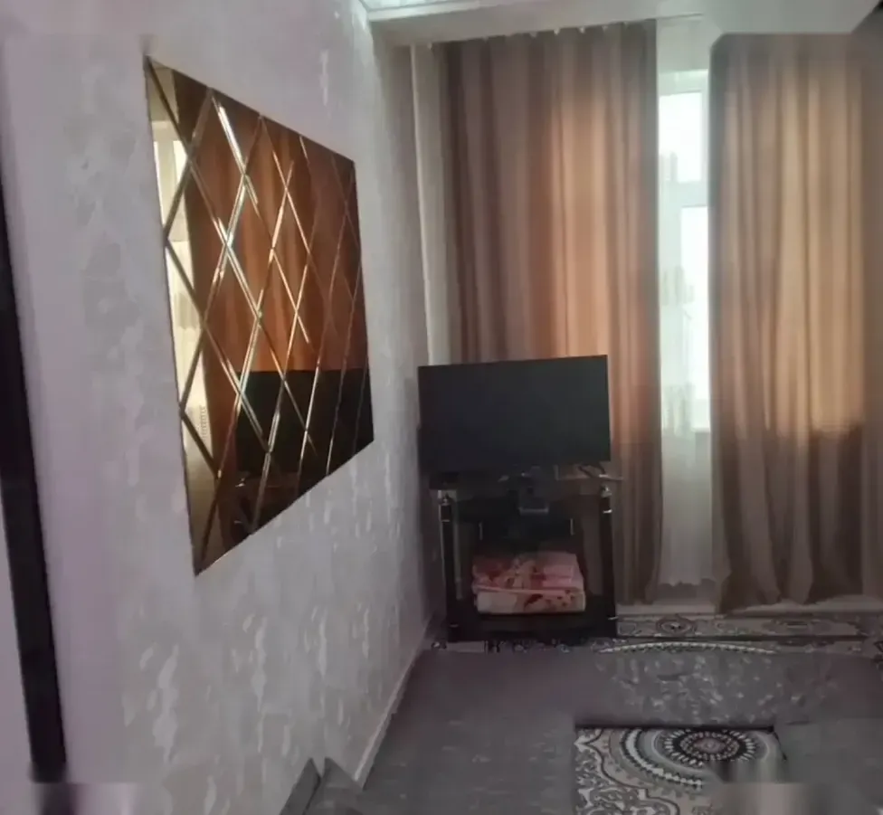 2-комн. квартира, 3 этаж, 70 м², Шохмансур