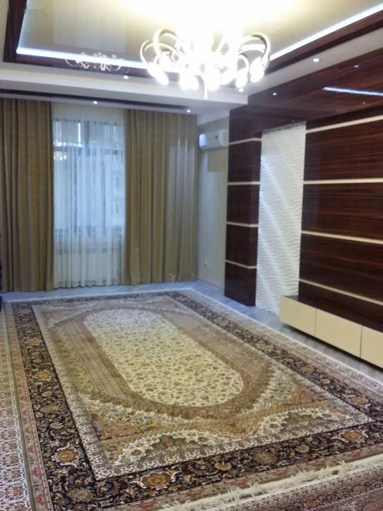 3-комн. квартира, 4 этаж, 110м², ул хусейнзода 10. на против Алфемо