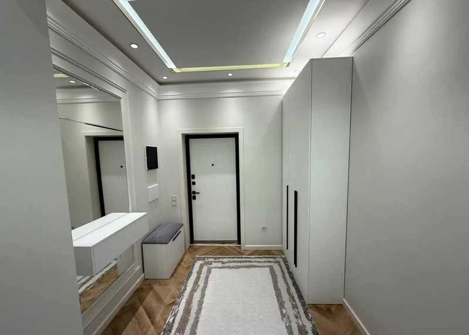 2-комн. квартира, 7 этаж, 78м², И. Сомони, Овир, Дом Ёвар