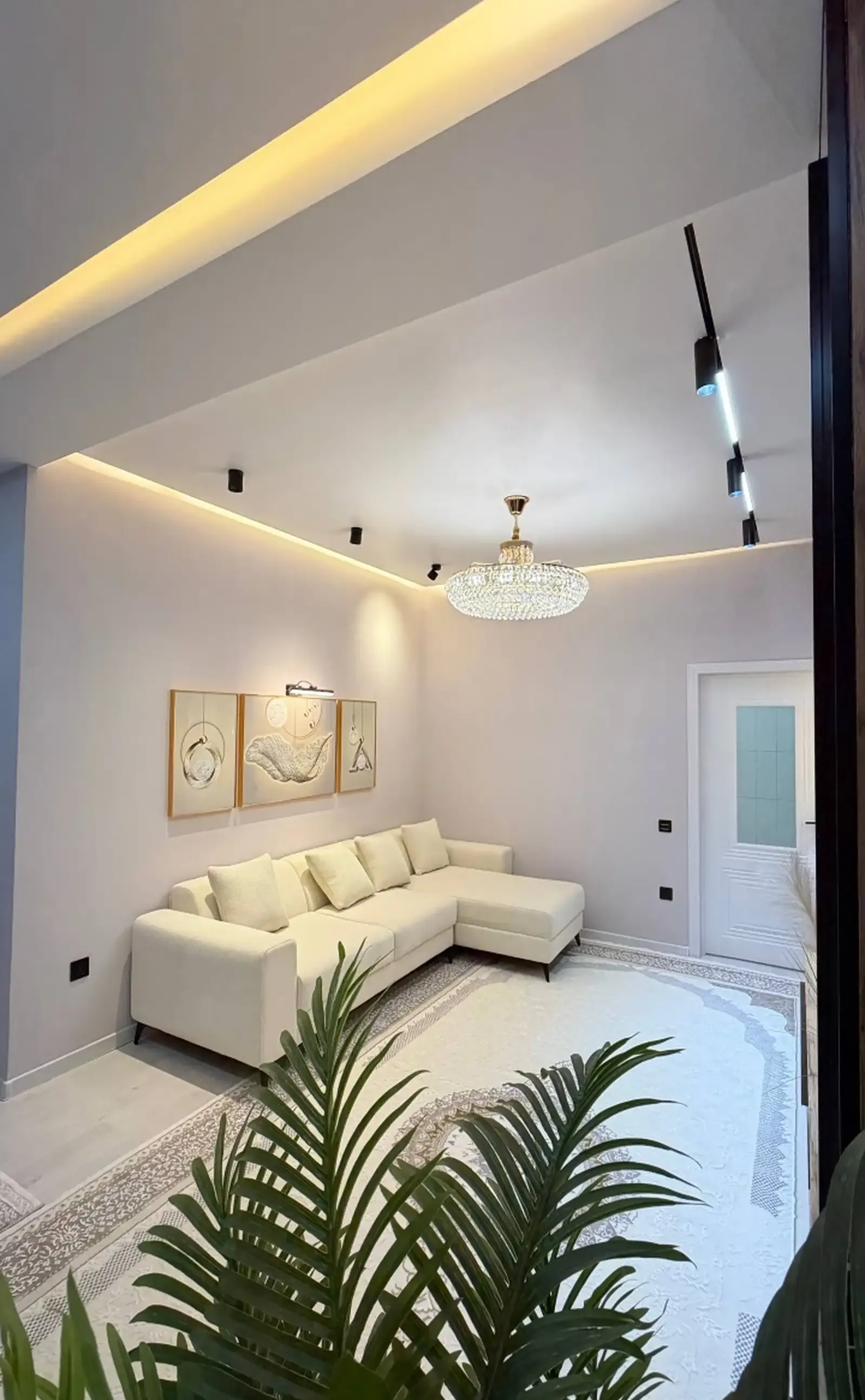 4-комн. квартира, 2 этаж, 89 м², Исмоили Сомонӣ