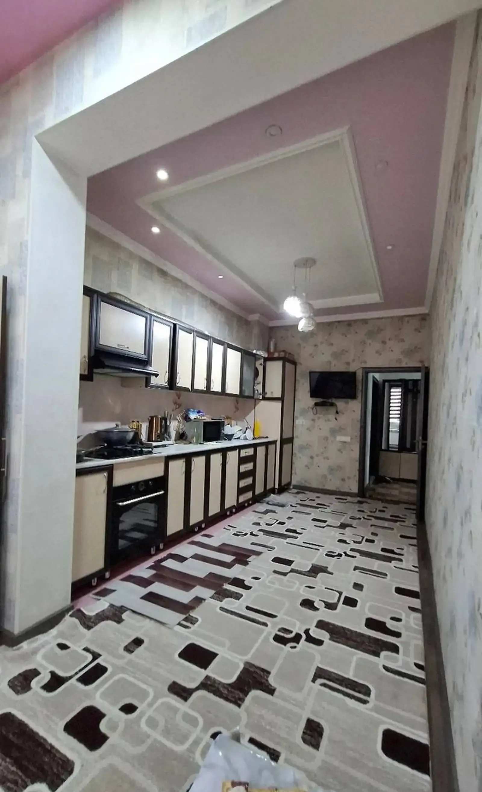 3-комн. квартира, 5 этаж, 97 м², Сино
