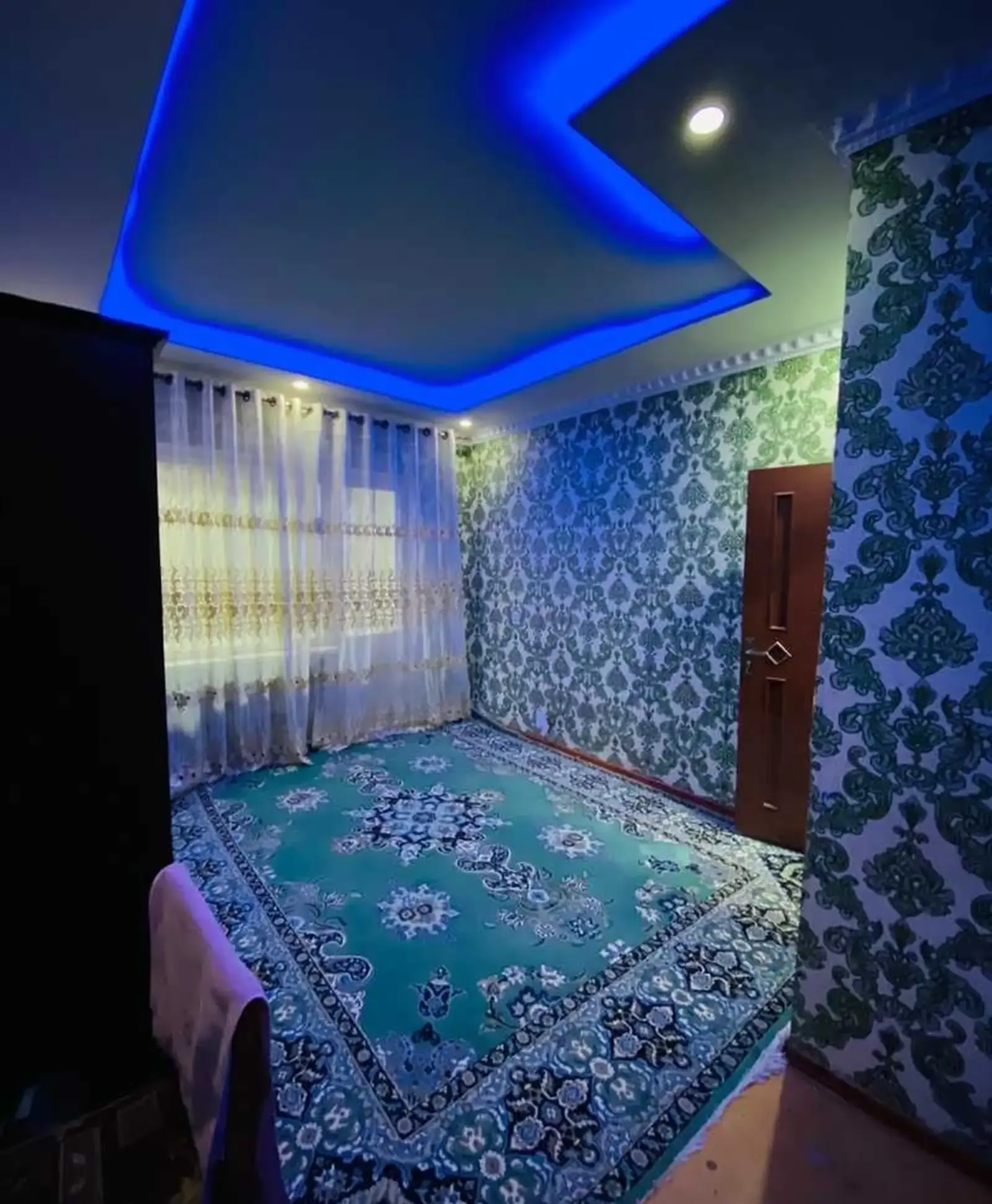 2-комн. квартира, 4 этаж, 62м², сино