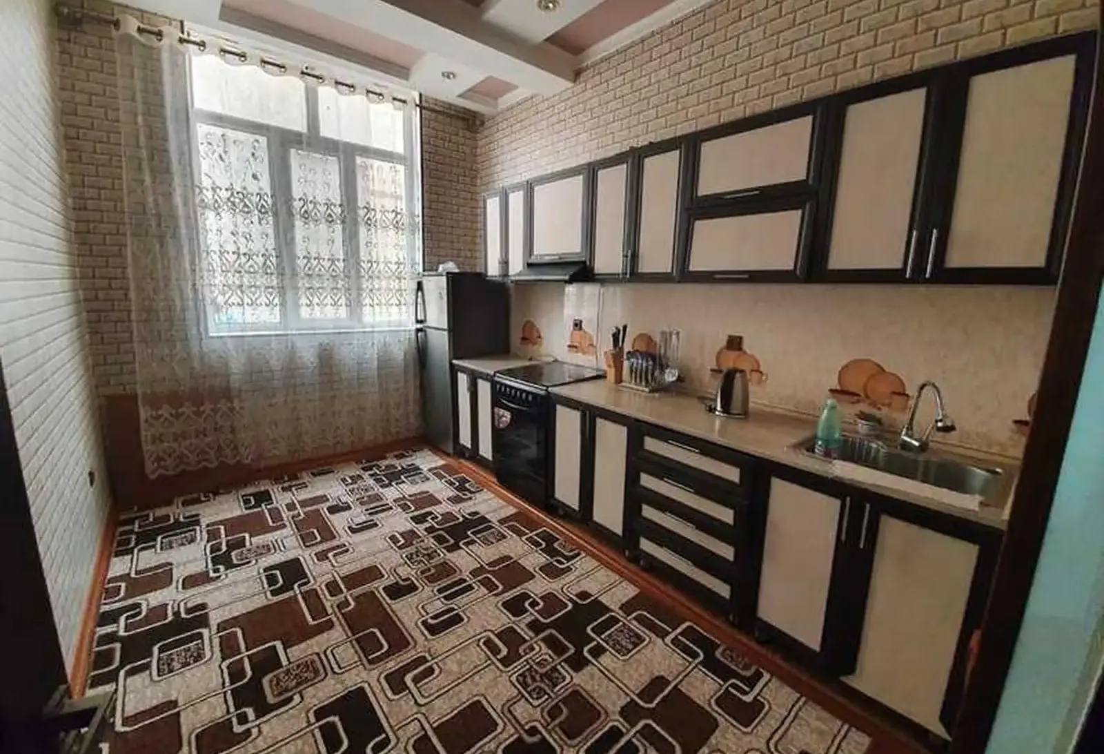 3-комн. квартира, 4 этаж, 100м², Зарафшон