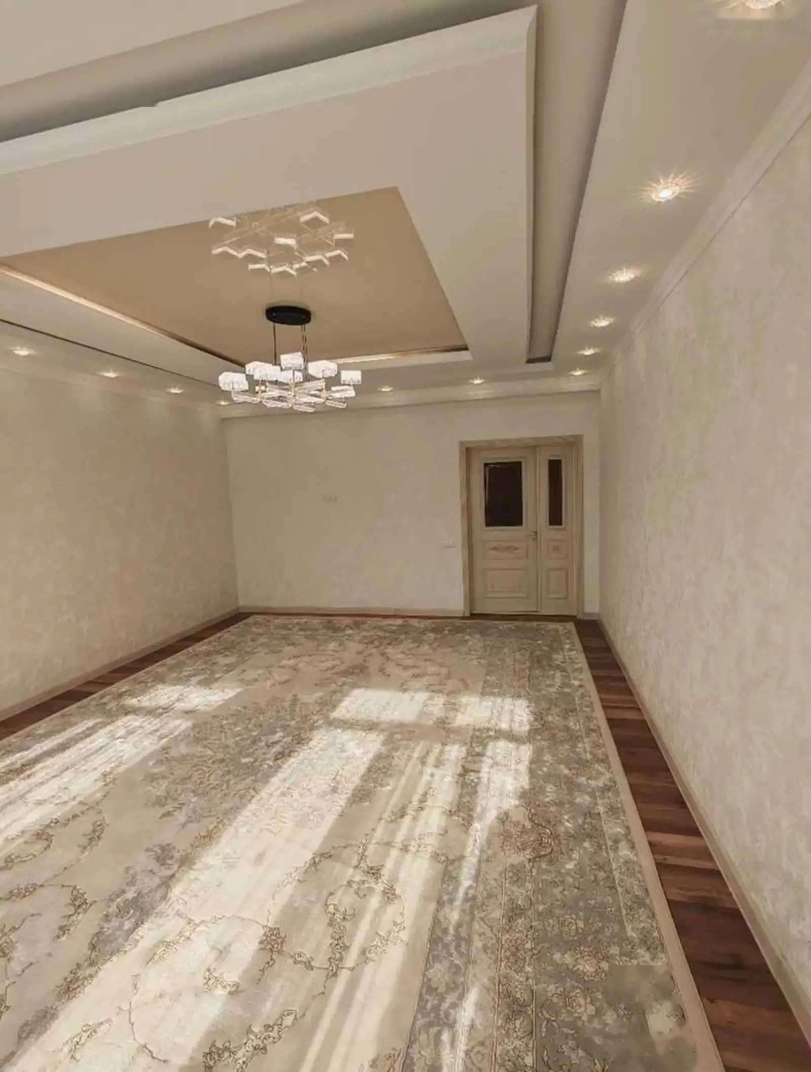 3-комн. квартира, 2 этаж, 100 м², Сино