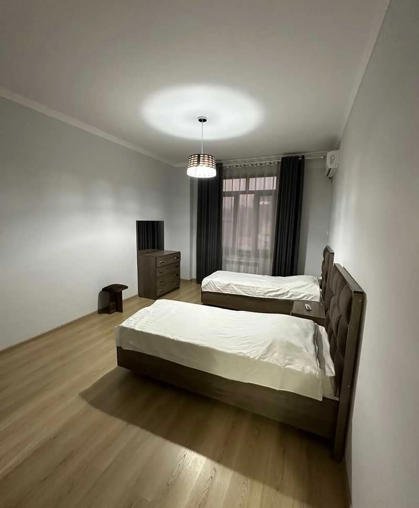3-комн. квартира, 4 этаж, 130м², И.Сомони Дом печать