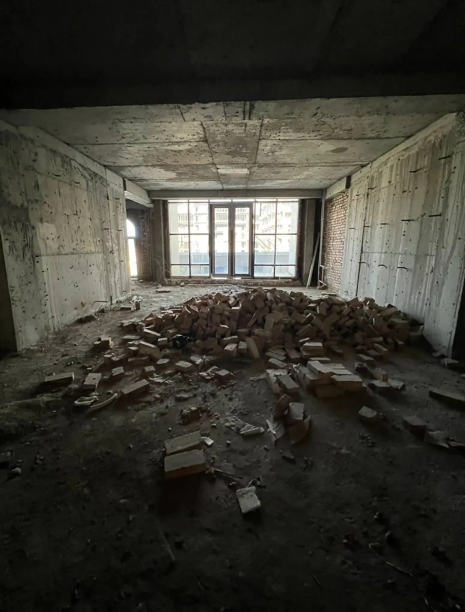 3-комн. квартира, 17 этаж, 136 м², Исмоили Сомони, ЦУМ, Шохпалас