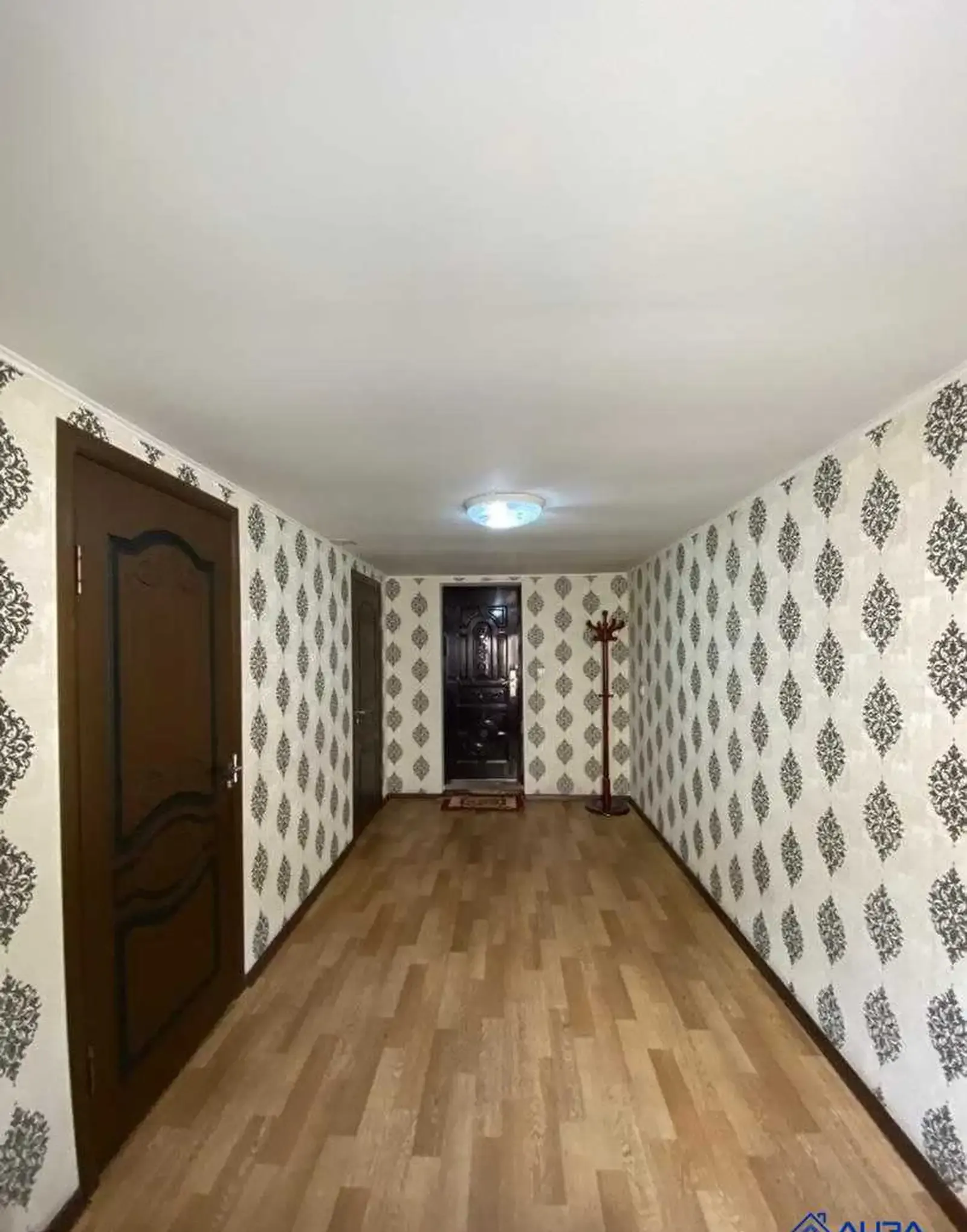 2 этажн. 8-комн. дом, 3 соток, Сино