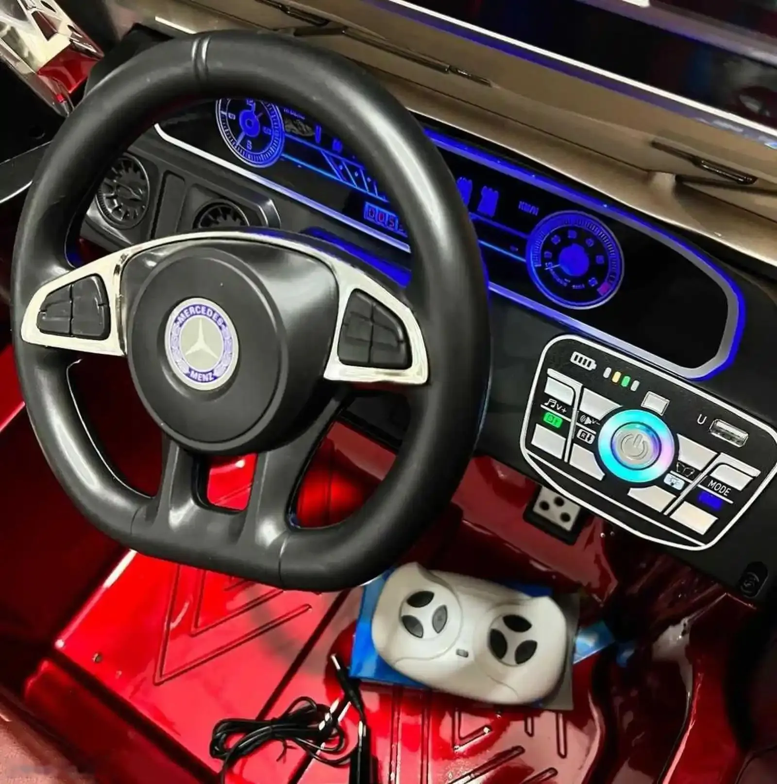 Детский электромобиль