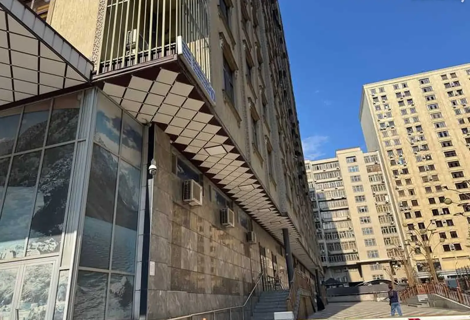 3-комн. квартира, 12 этаж, 122 м², И Сомони