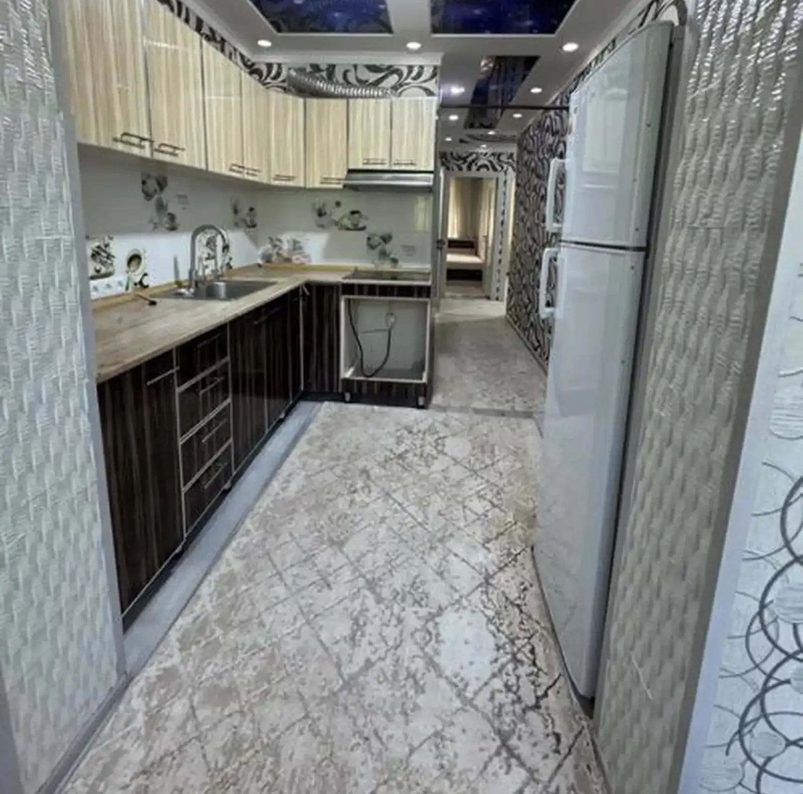 2-комн. квартира, 4 этаж, 70м², Сино