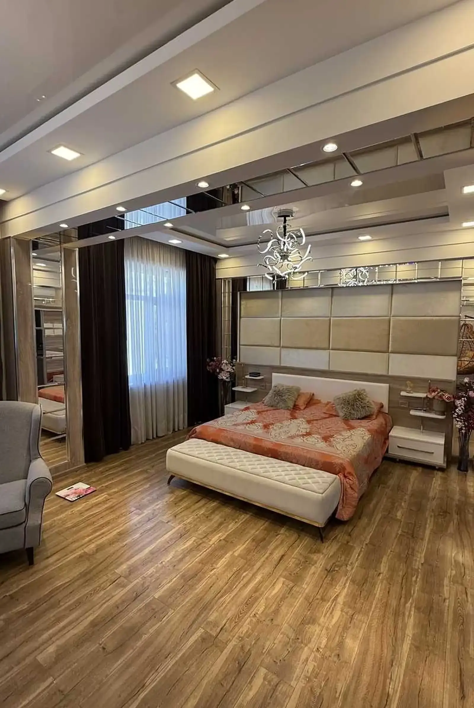 4-комн. квартира, 5 этаж, 200м², Дом печат