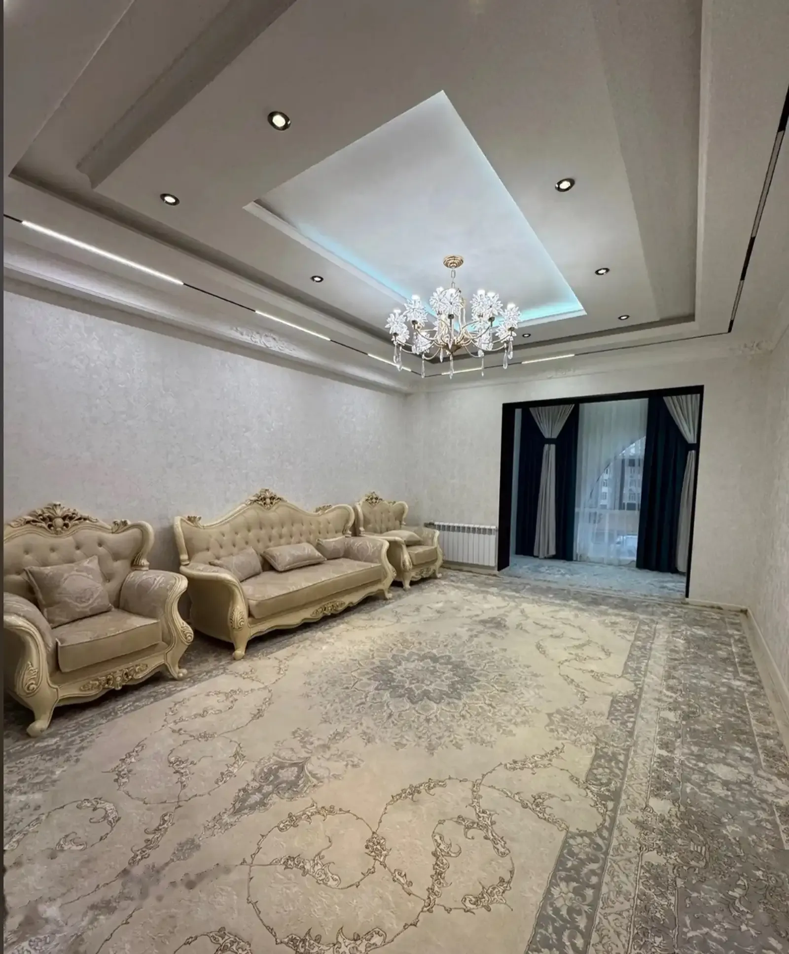 3-комн. квартира, 4 этаж, 128м², сино