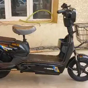 Скутер 