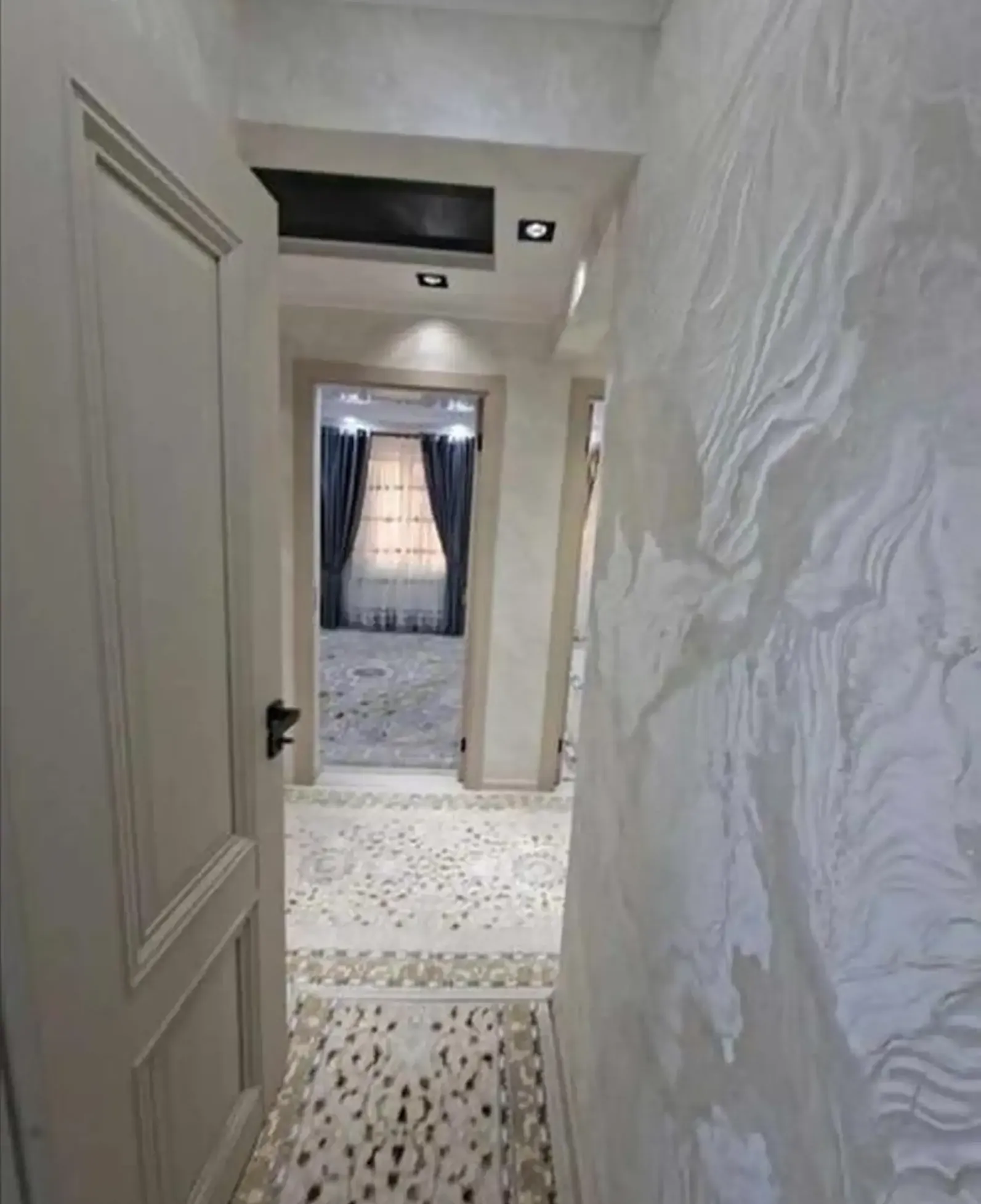 3-комн. квартира, 2 этаж, 156м², Ру па руи СНГ пеши магазини Сиевуш