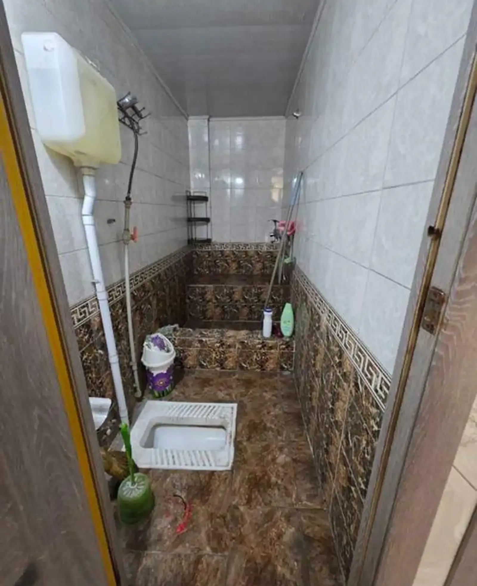 3-комн. квартира, Цокольный этаж, 66м², Шохмансур