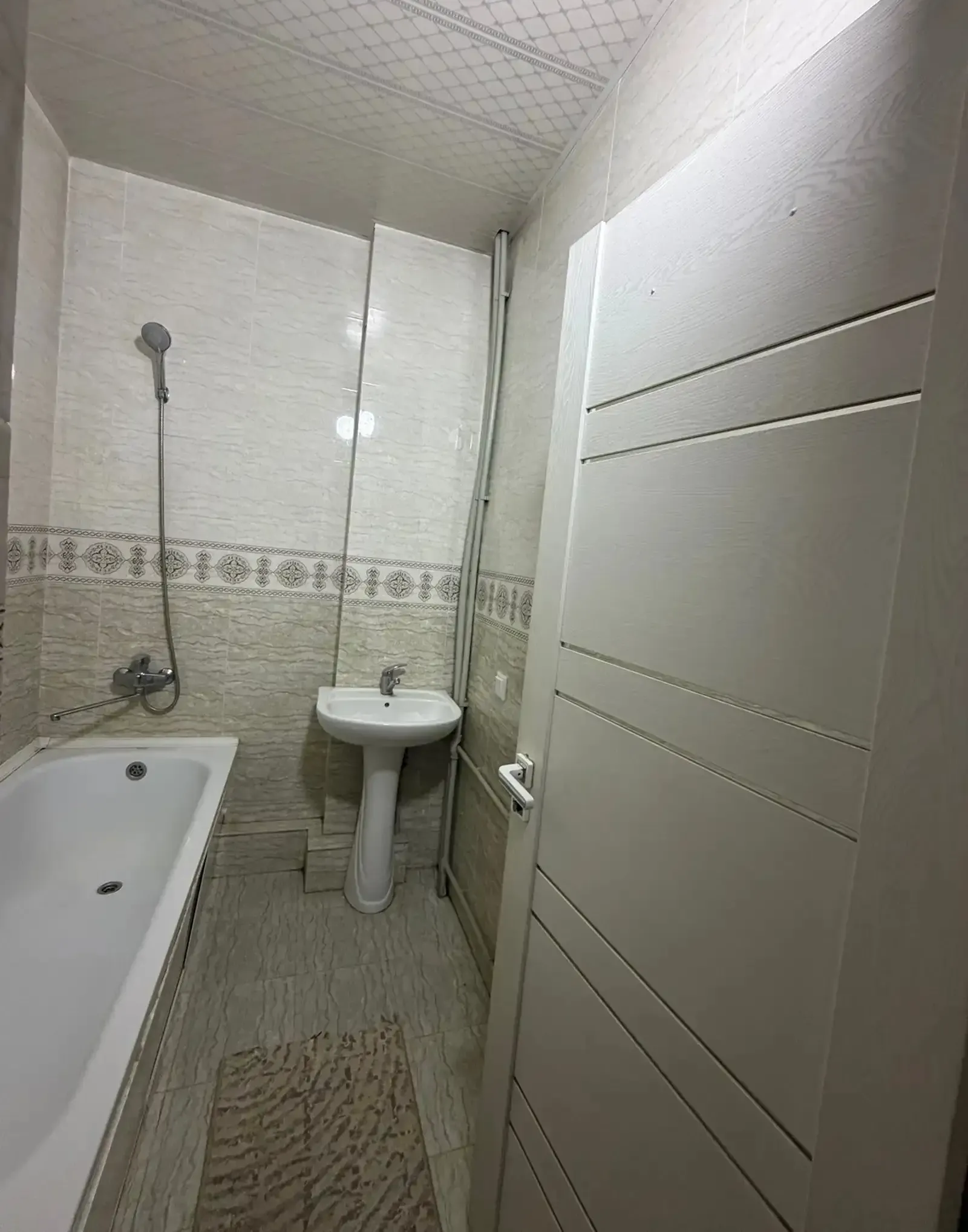 3-комн. квартира, 3 этаж, 101м², Зарнисор