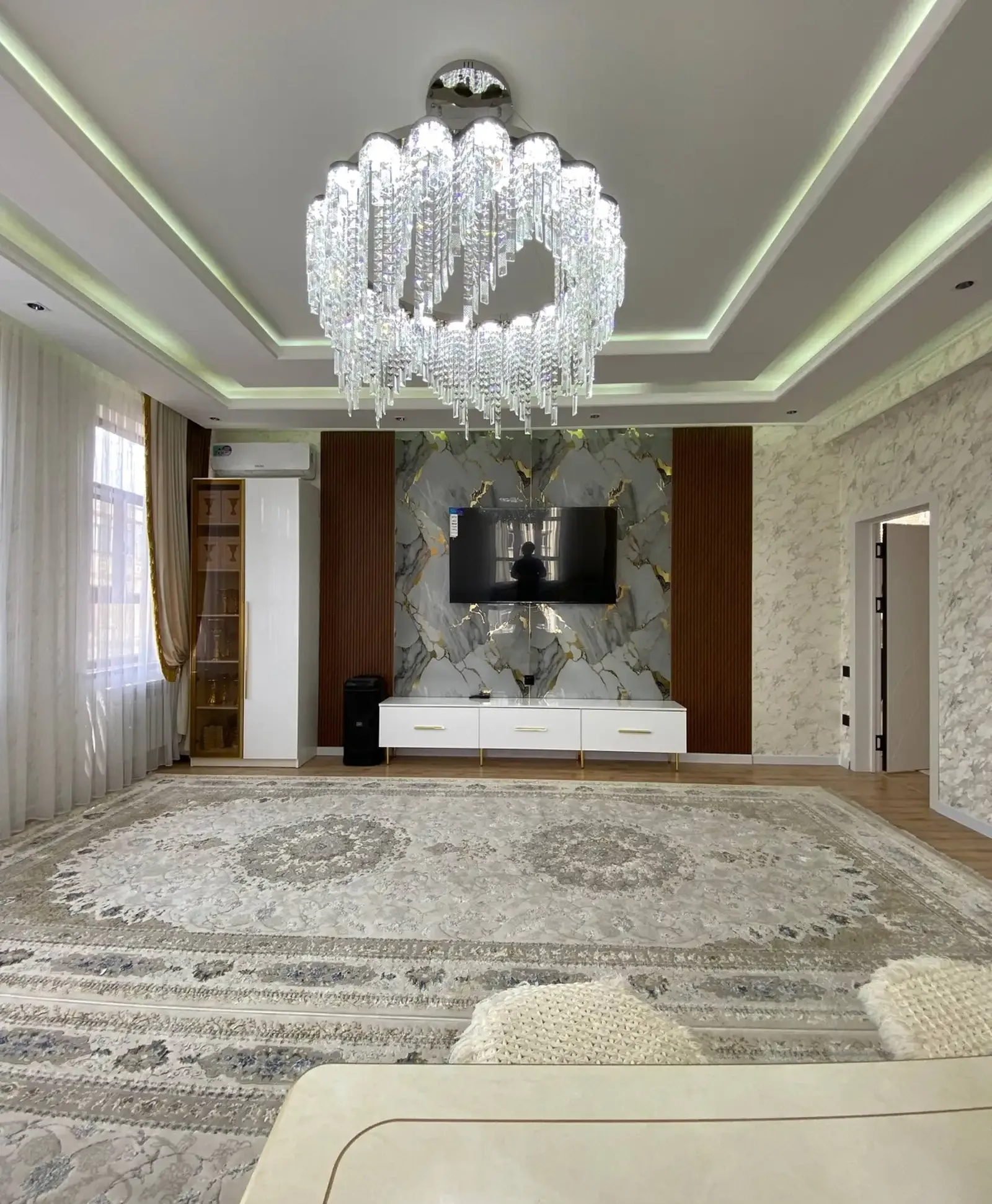 3-комн. квартира, 13 этаж, 133 м², Мехргон