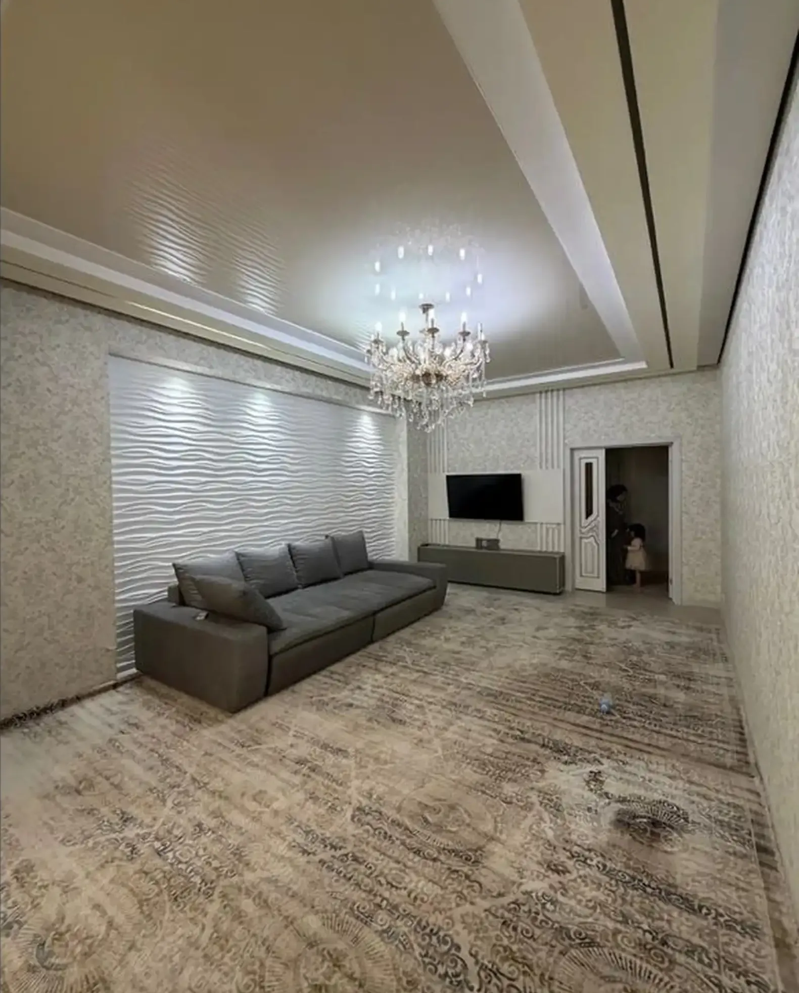 3-комн. квартира, 11 этаж, 100м², И.Сомони