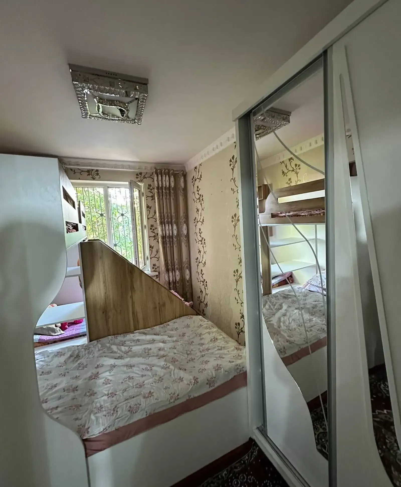 4-к квартира, 5 этаж, 75 м², Сино