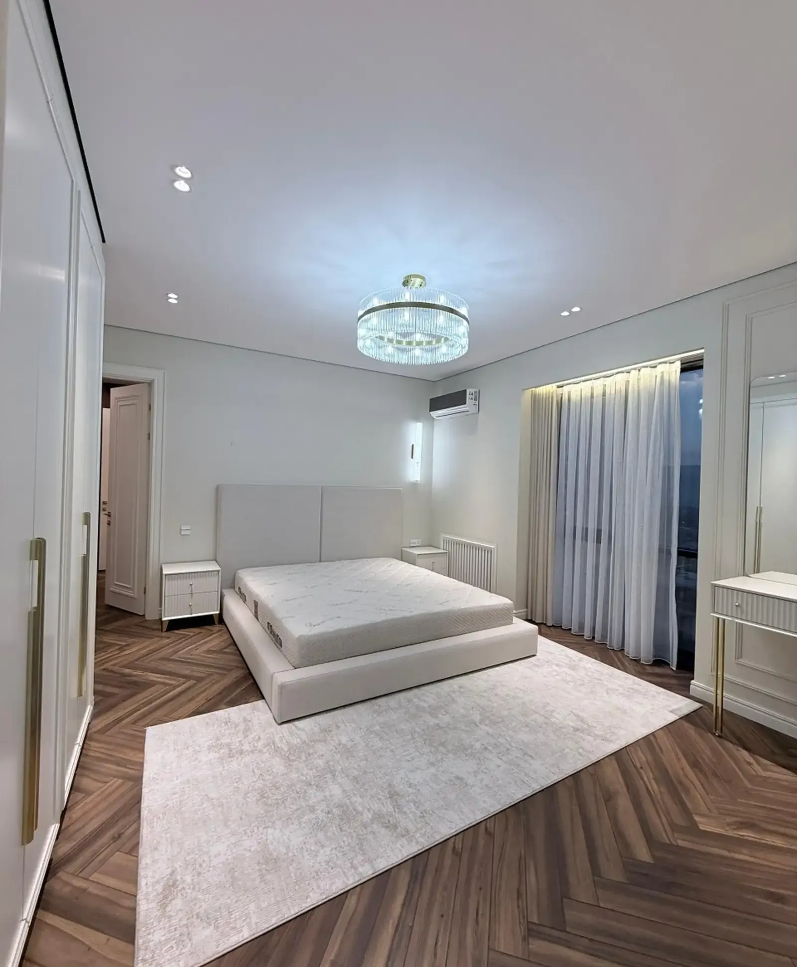 3-к квартира, 15 этаж, 137 м², Чулочка. Гуля Голд