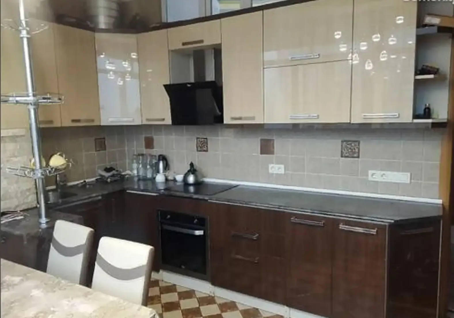 2-комн. квартира, 6 этаж, 90м², Сино