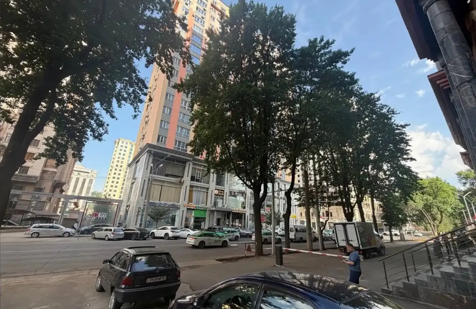 4-комн. квартира, 4 этаж, 132 м², Исмоили сомони