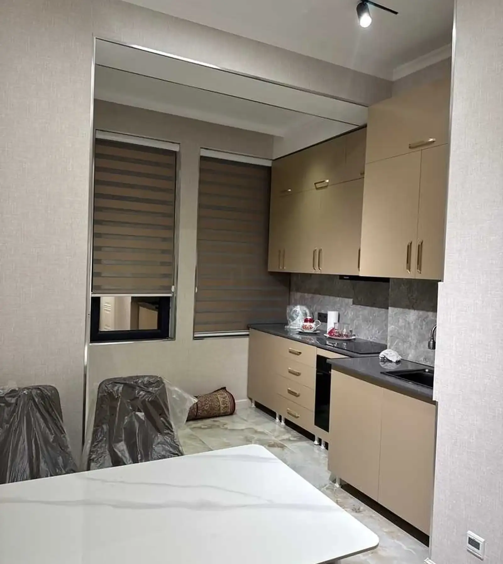 2-комн. квартира, 4 этаж, 56м², И Сомони / Шохмансур Опера балет