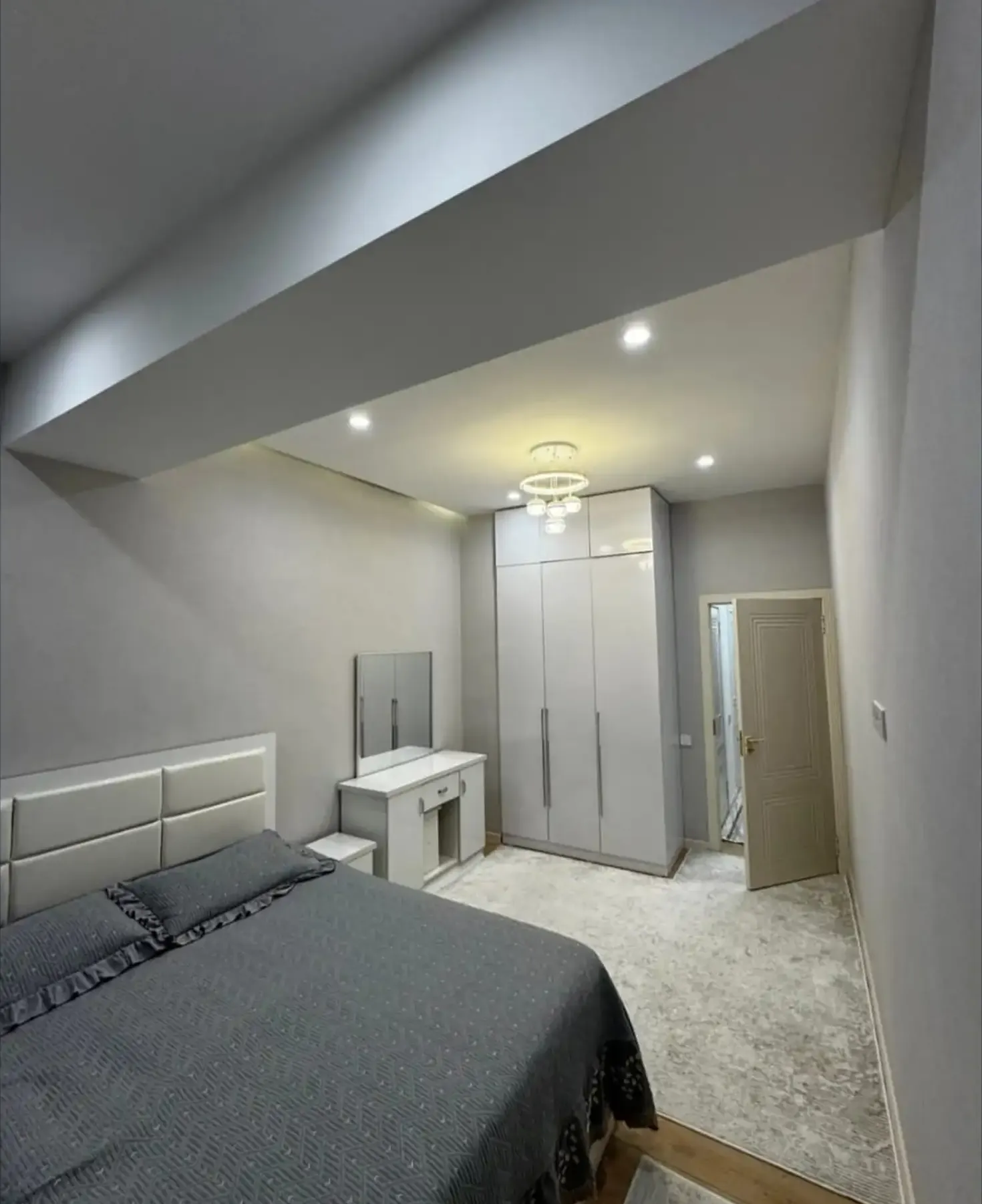 2-комн. квартира, 14 этаж, 65м², Шохмансур