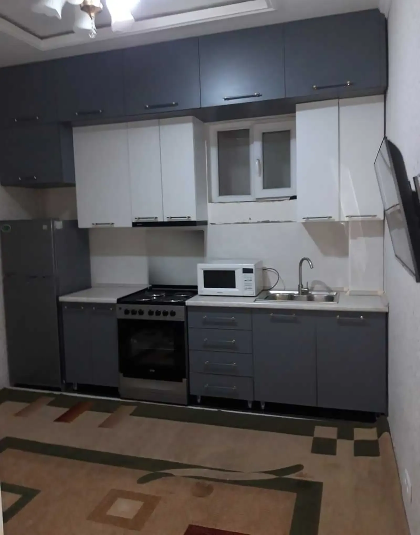 1-комн. квартира, 8 этаж, 65 м², Прафсаюз