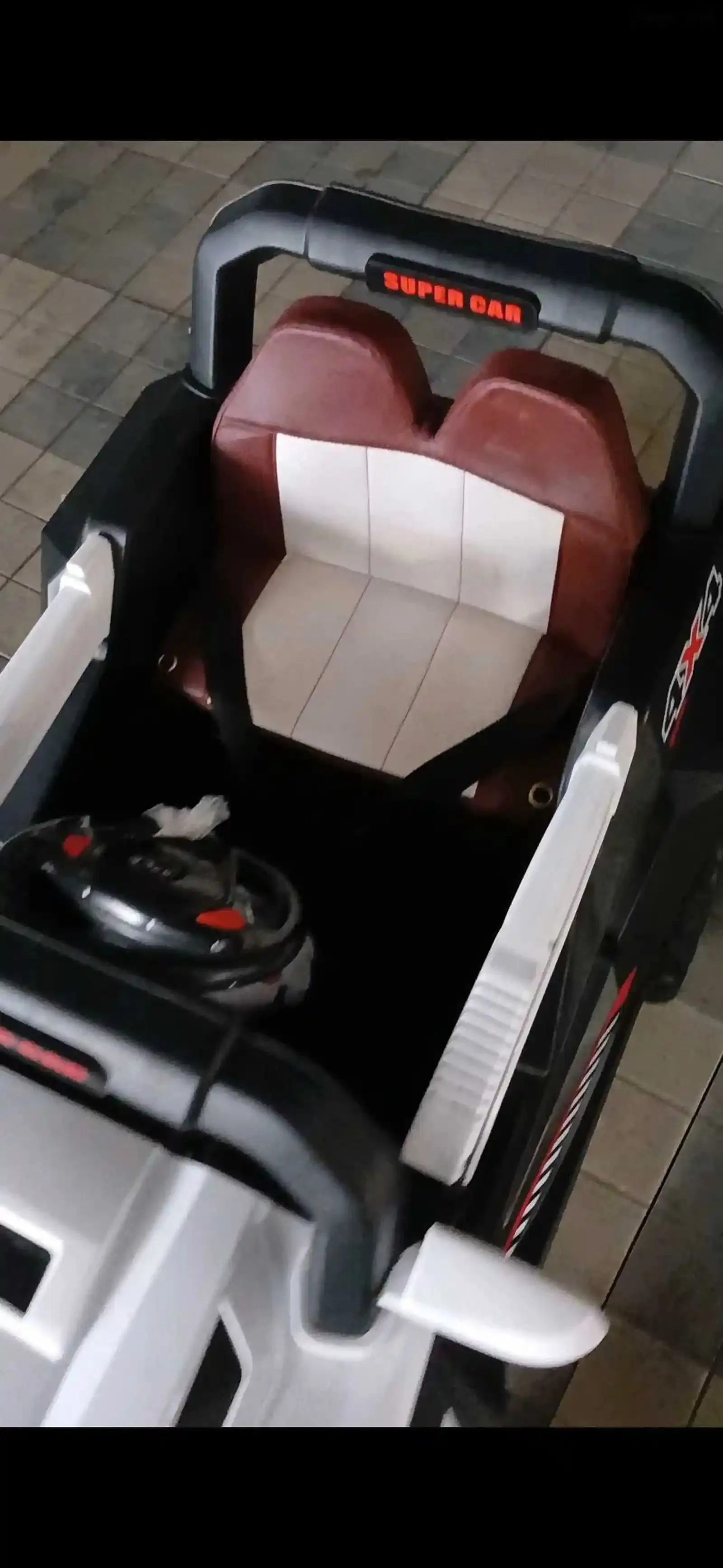 Детский электромобиль