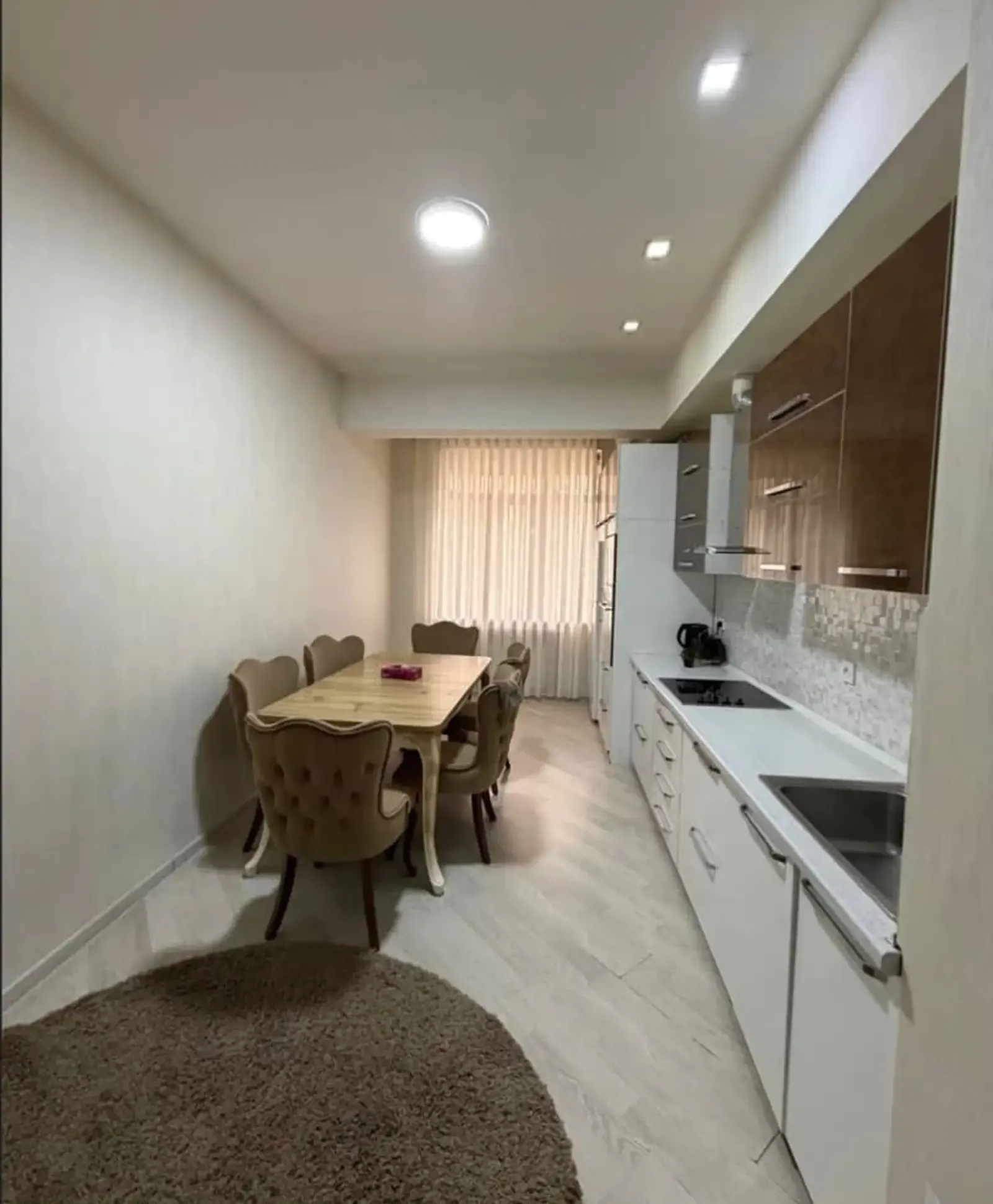 3-к квартира, 11 этаж, 100 м², И Сомони Дом печать